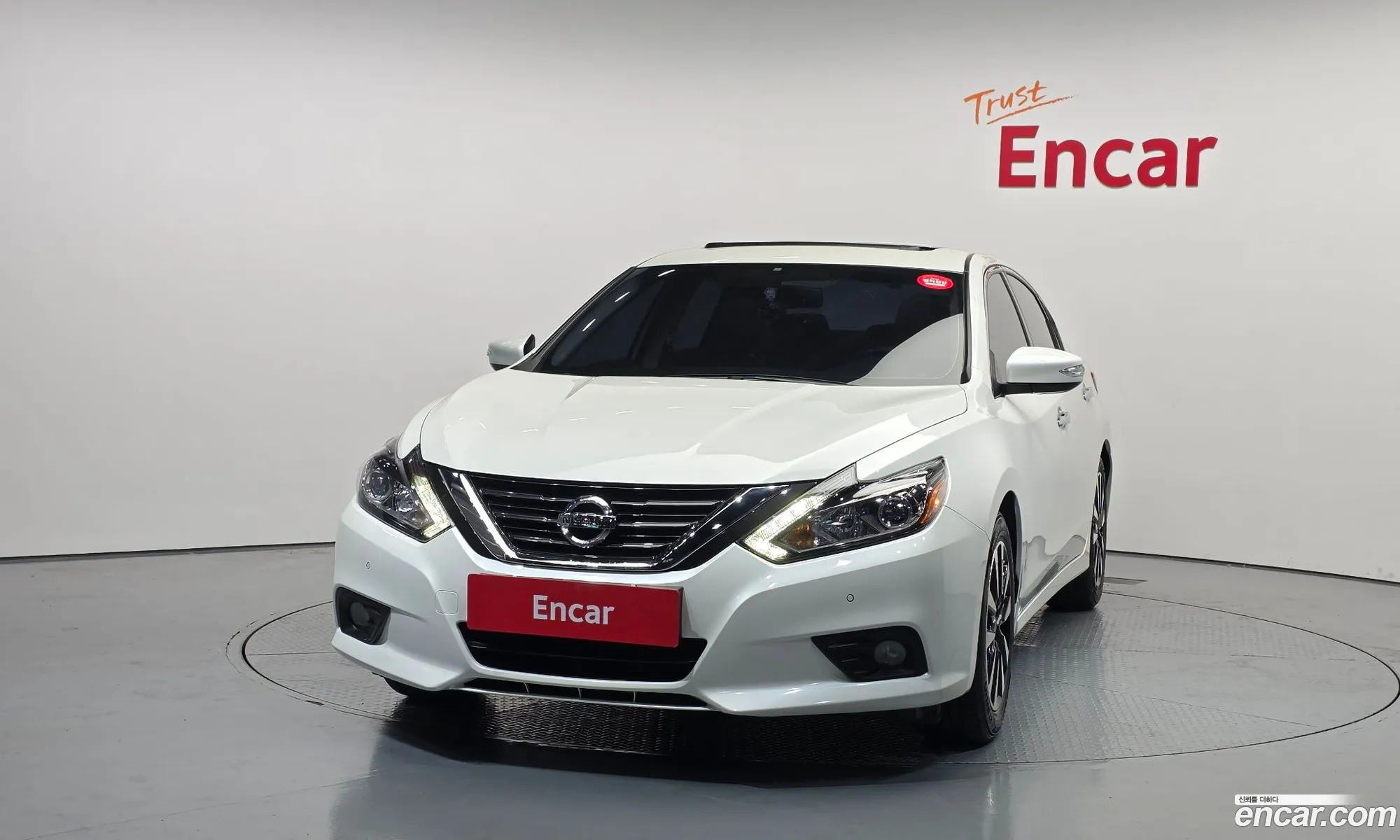Nissan Altima 2018 1N4AL3AP2JC287226 — 7