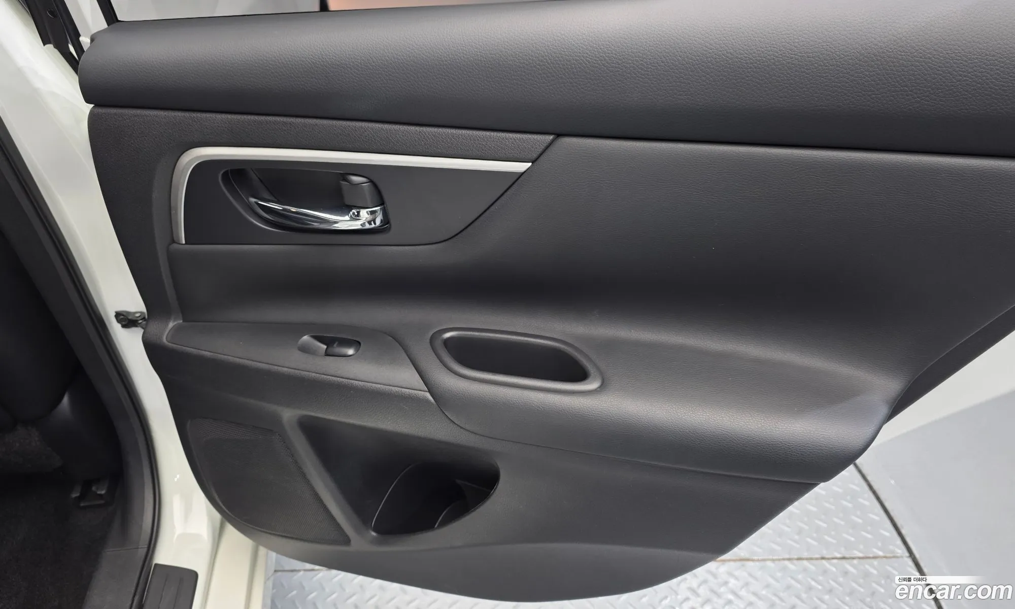 Nissan Altima 2018 1N4AL3AP2JC287226 — 17