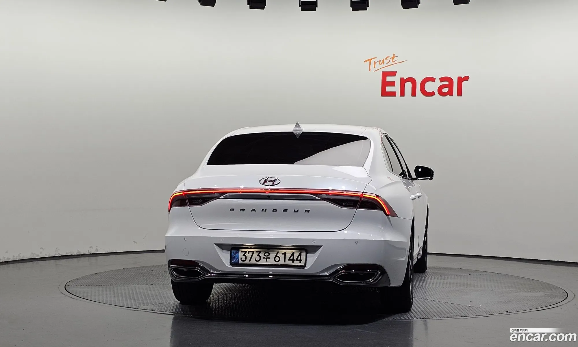 Hyundai Grandeur IG Hybrid 2021 — 10