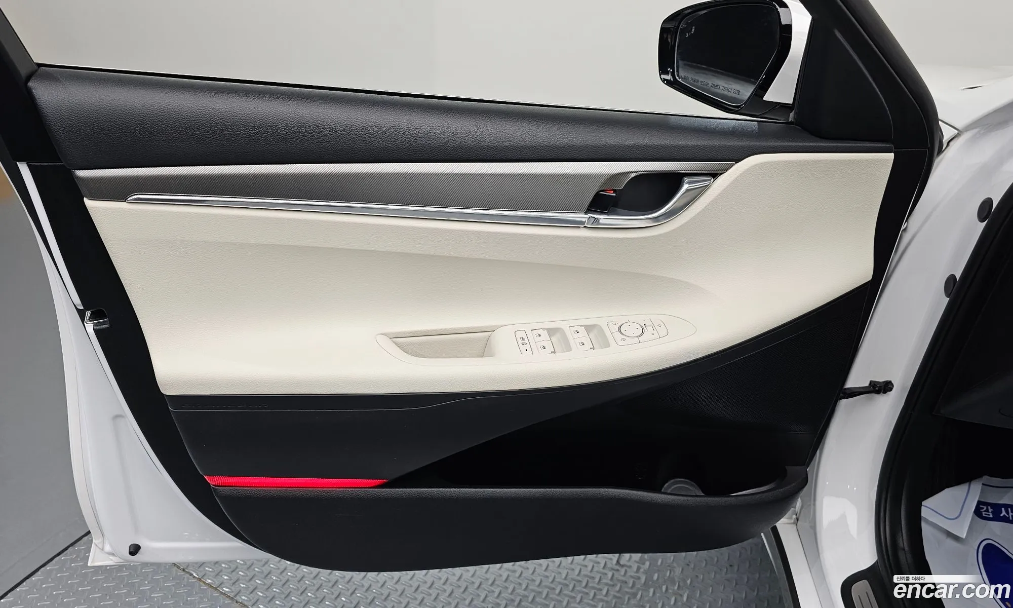 Hyundai Grandeur IG Hybrid 2021 — 8