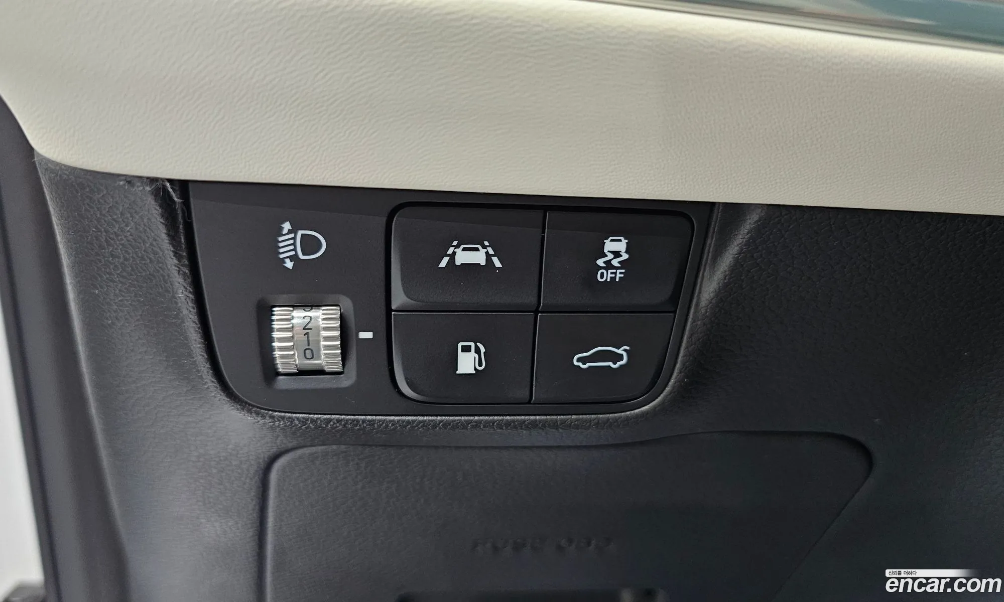 Hyundai Grandeur IG Hybrid 2021 — 19