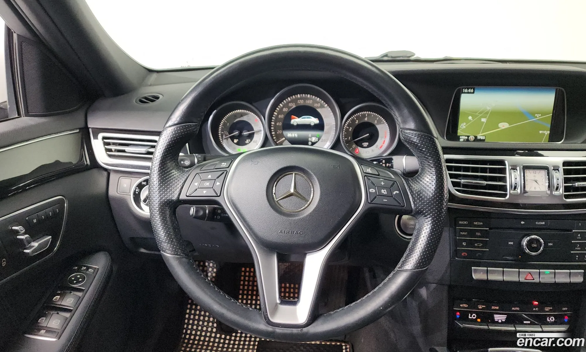 Mercedes-Benz E-Class W212 2015 — 15
