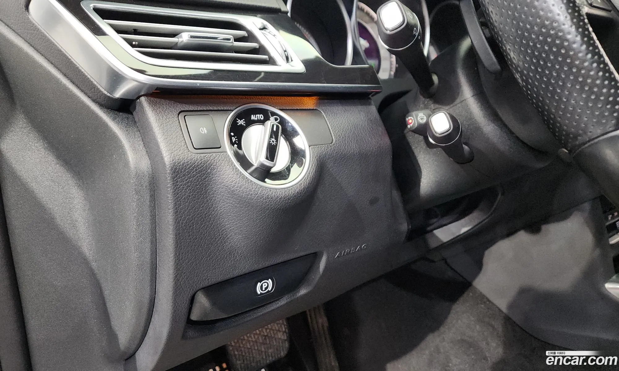 Mercedes-Benz E-Class W212 2015 — 19