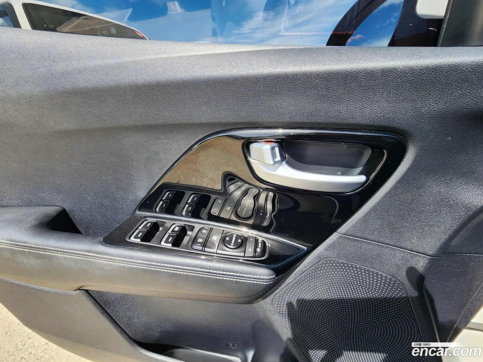 Kia Niro 2017 — 4