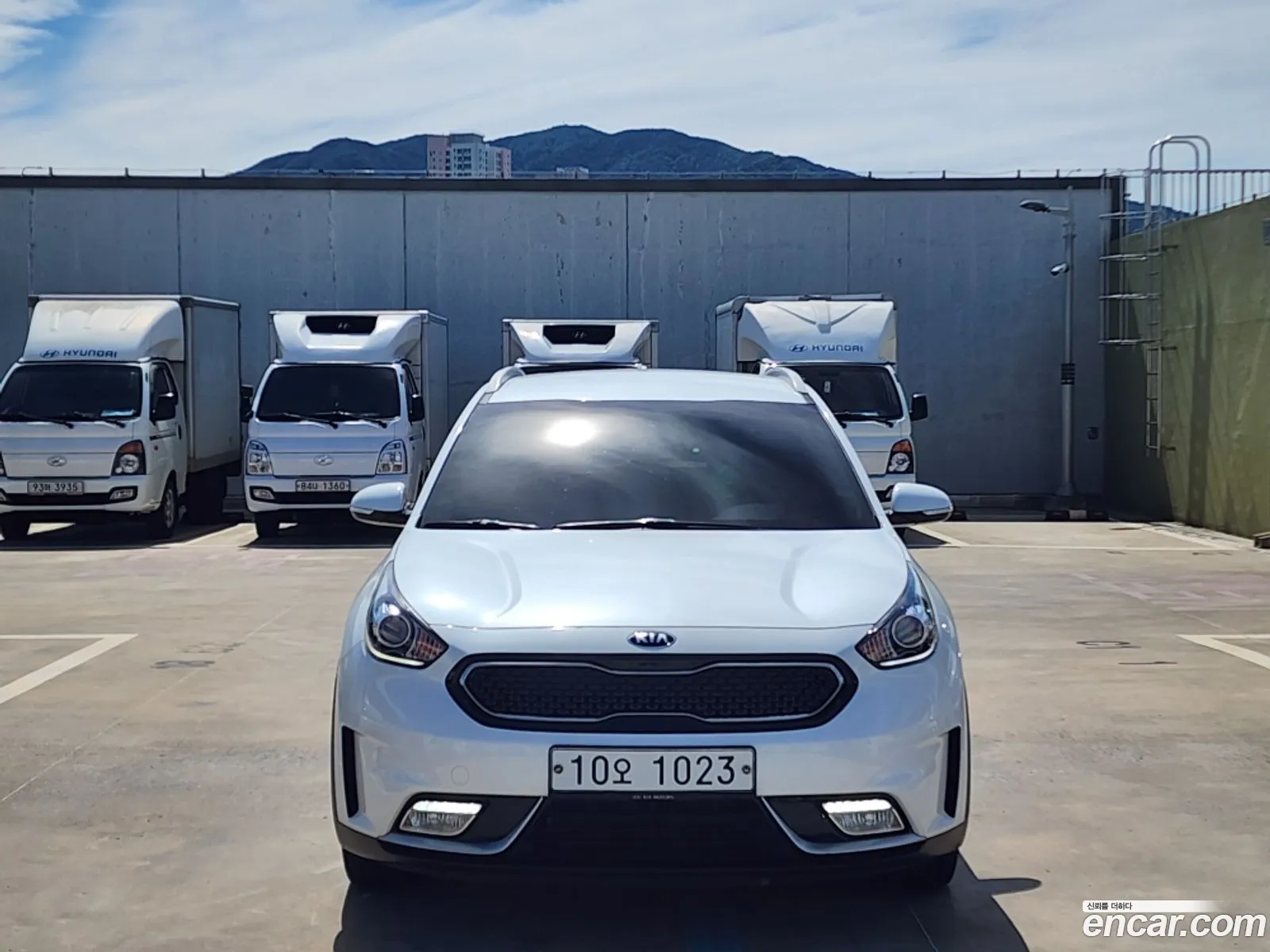 Kia Niro 2017 — 10