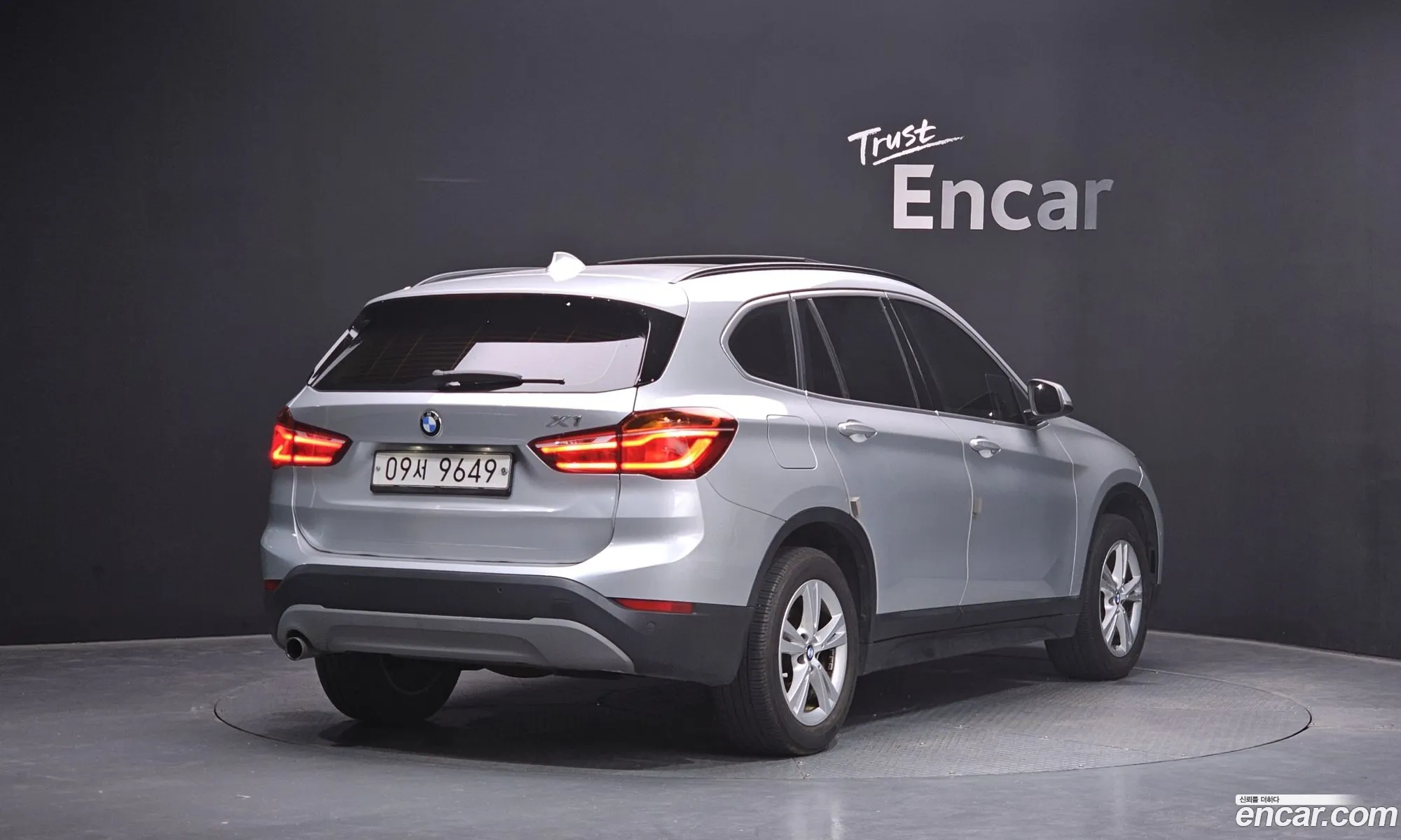 BMW X1 2017 WBAHT9106H5J07725 — 7