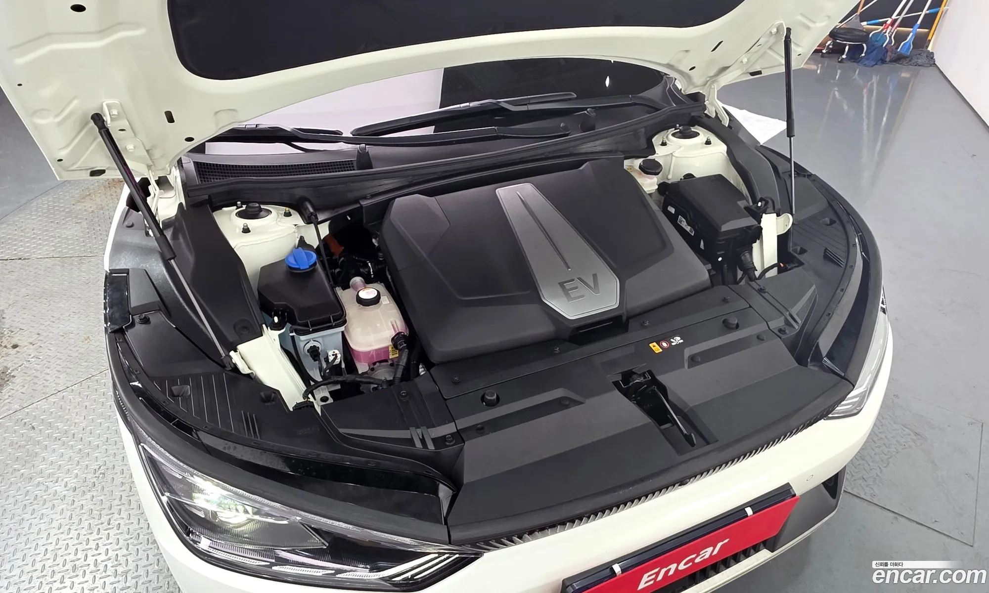 Kia EV6 2023 — 29