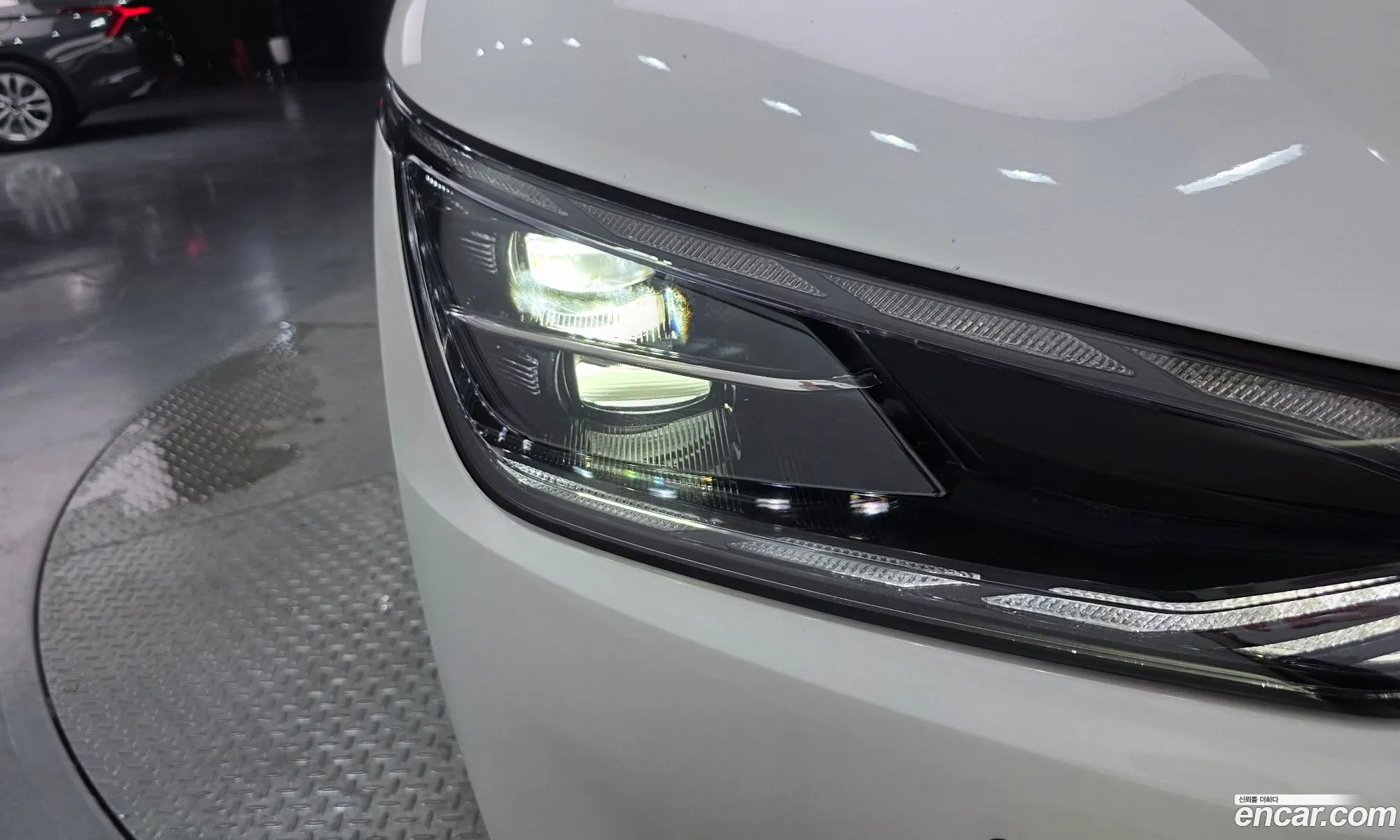 Kia EV6 2023 — 18