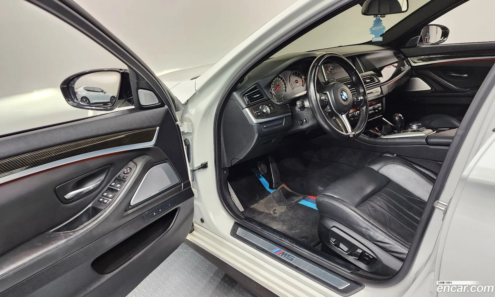 BMW M5 2015 WBSFV9107FD095326 — 15