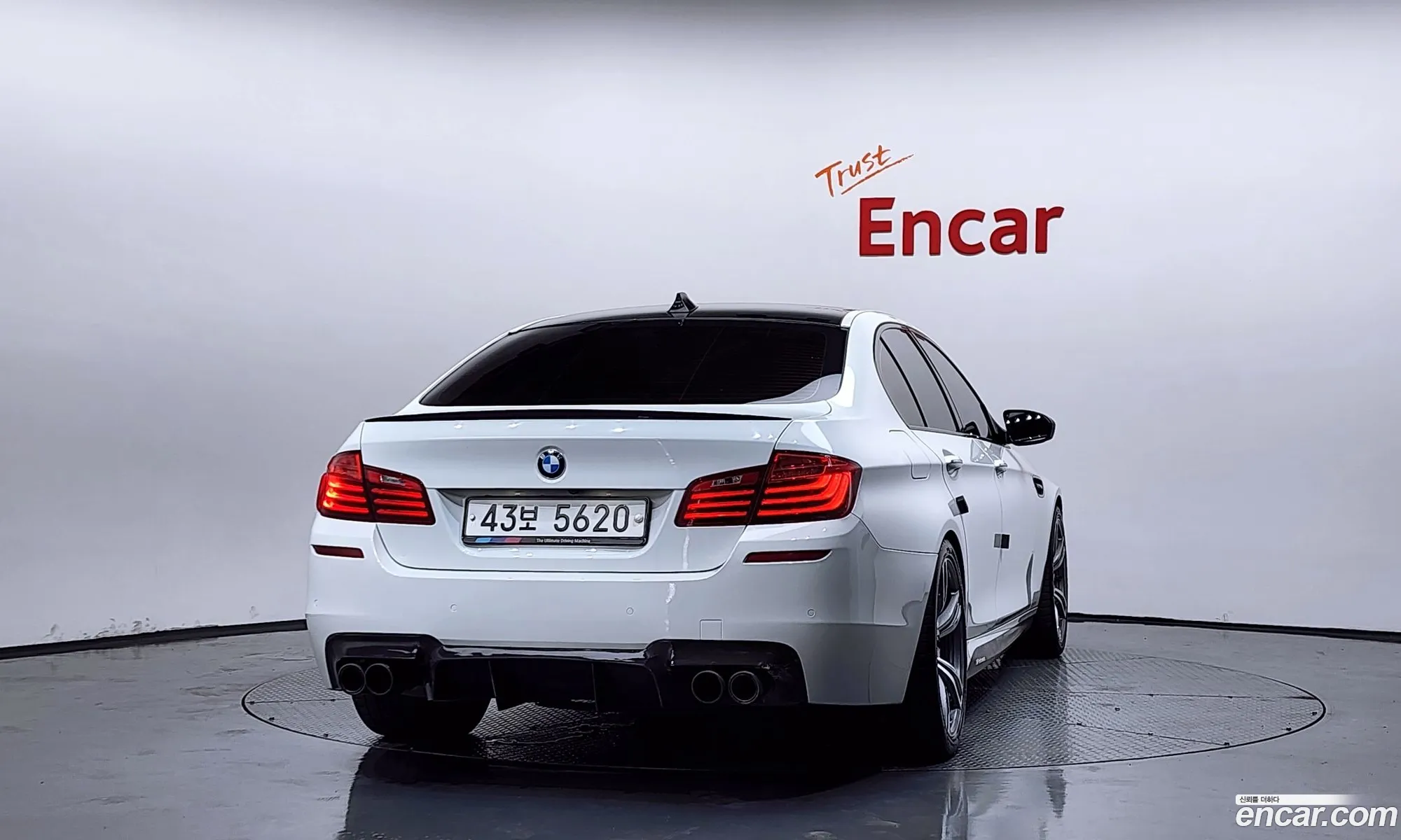 BMW M5 2015 WBSFV9107FD095326 — 10