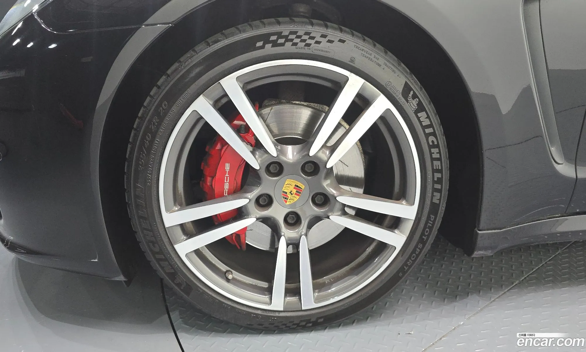 Porsche Panamera 2016 WP0AA2978GL004884 — 2