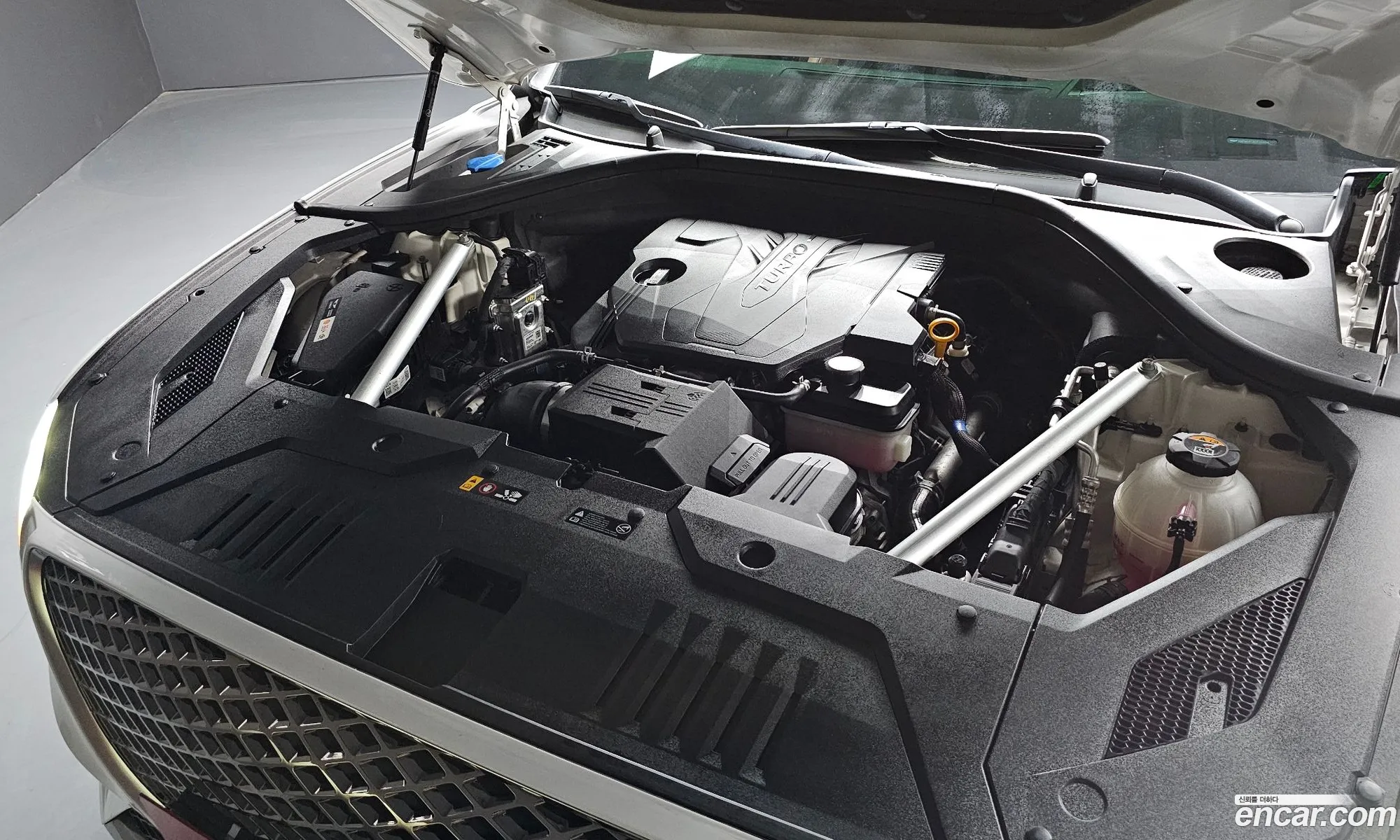 Genesis GV70 2022 — 15