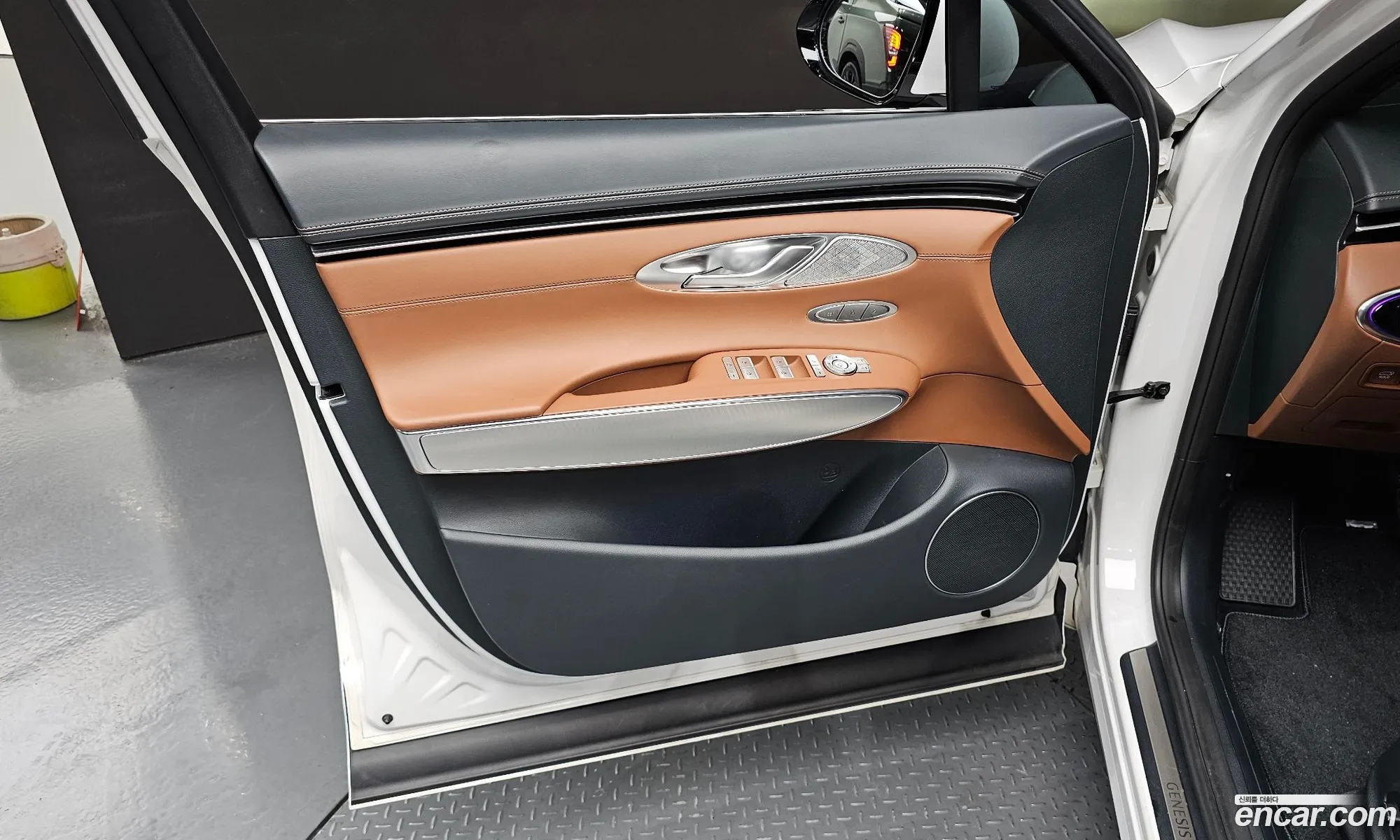Genesis GV70 2022 — 13