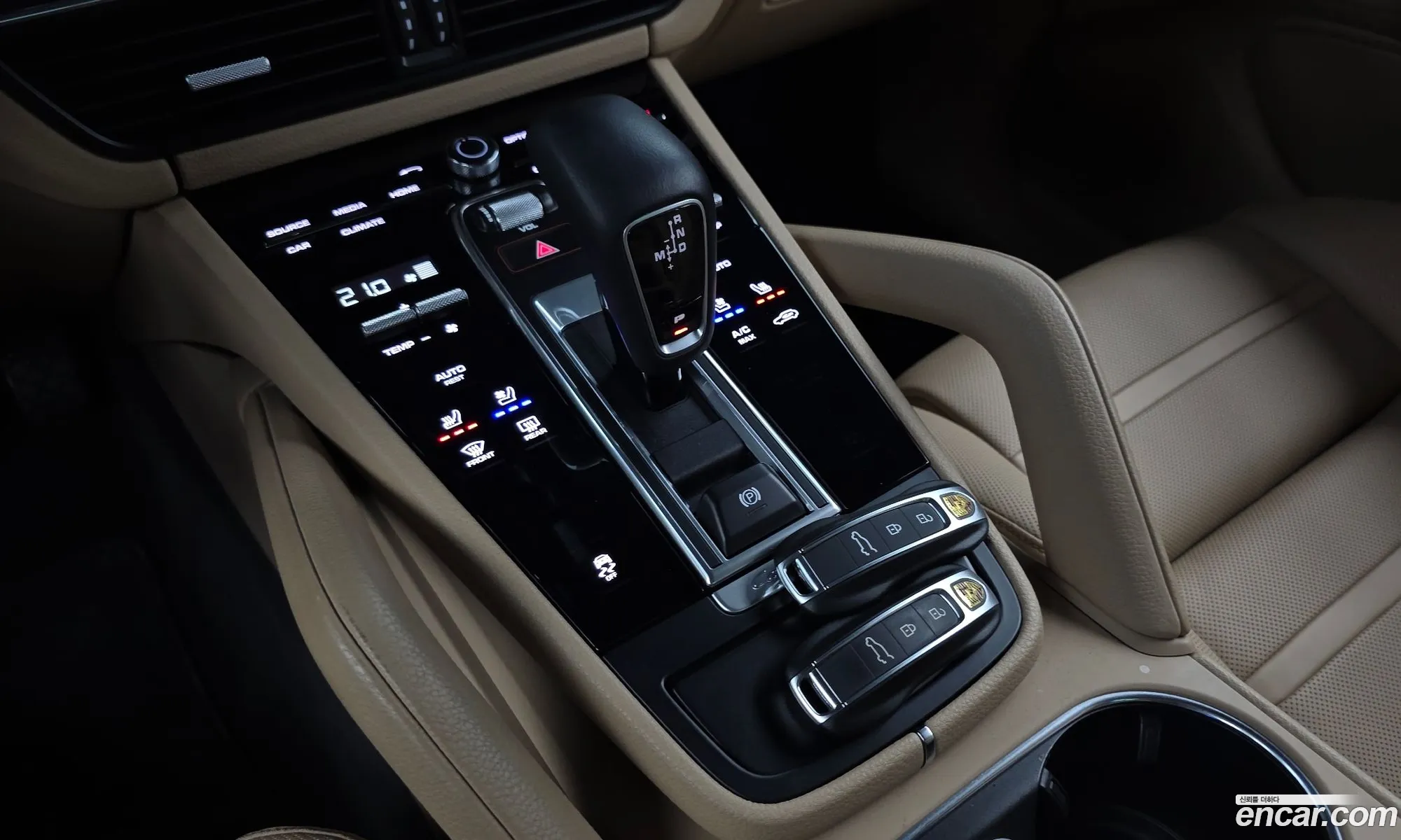 Porsche Cayenne 2019 WP1AA29Y1LDA02258 — 24