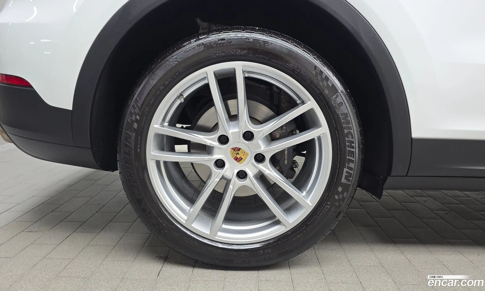 Porsche Cayenne 2019 WP1AA29Y1LDA02258 — 9