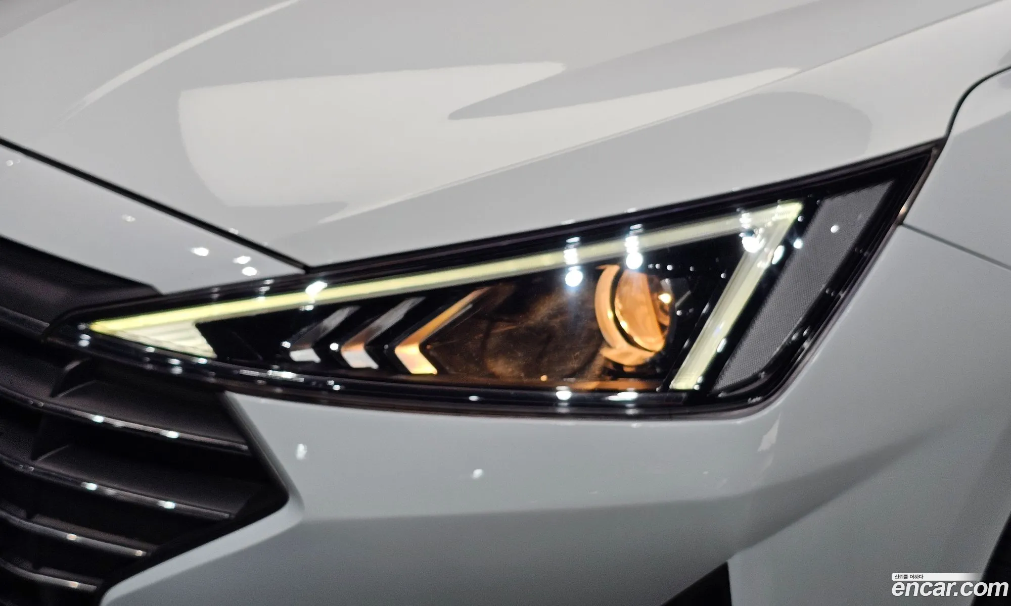 Hyundai Elantra AD 2020 — 18