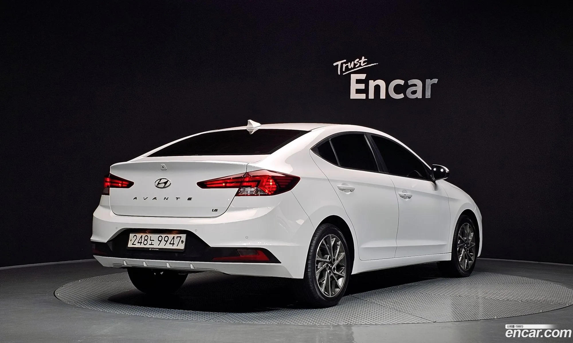 Hyundai Elantra AD 2020 — 22