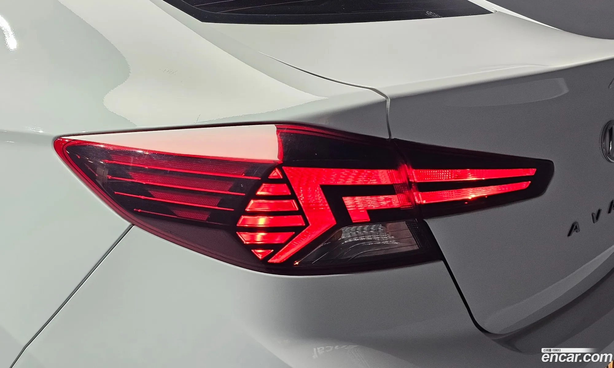 Hyundai Elantra AD 2020 — 4