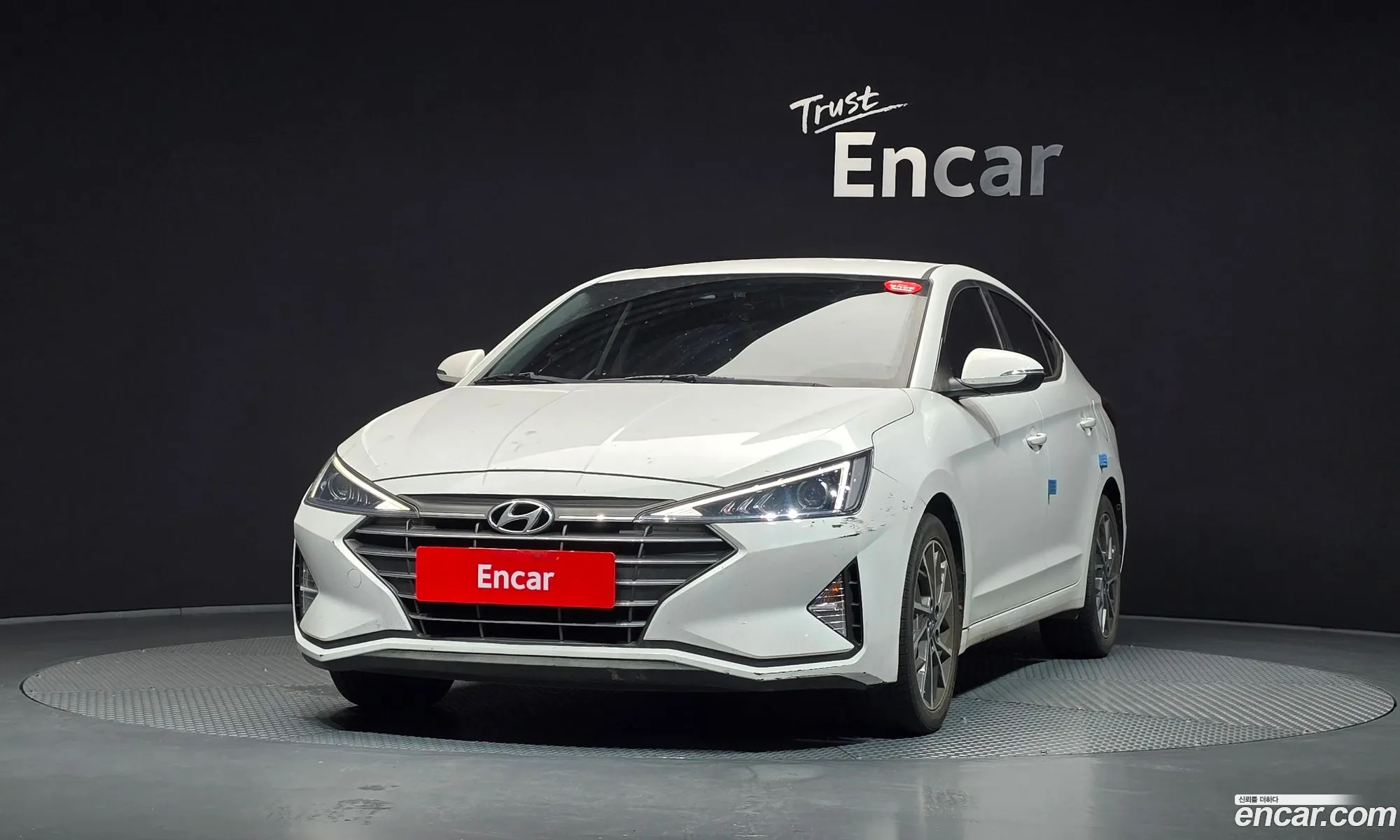 Hyundai Elantra AD 2020 — 29