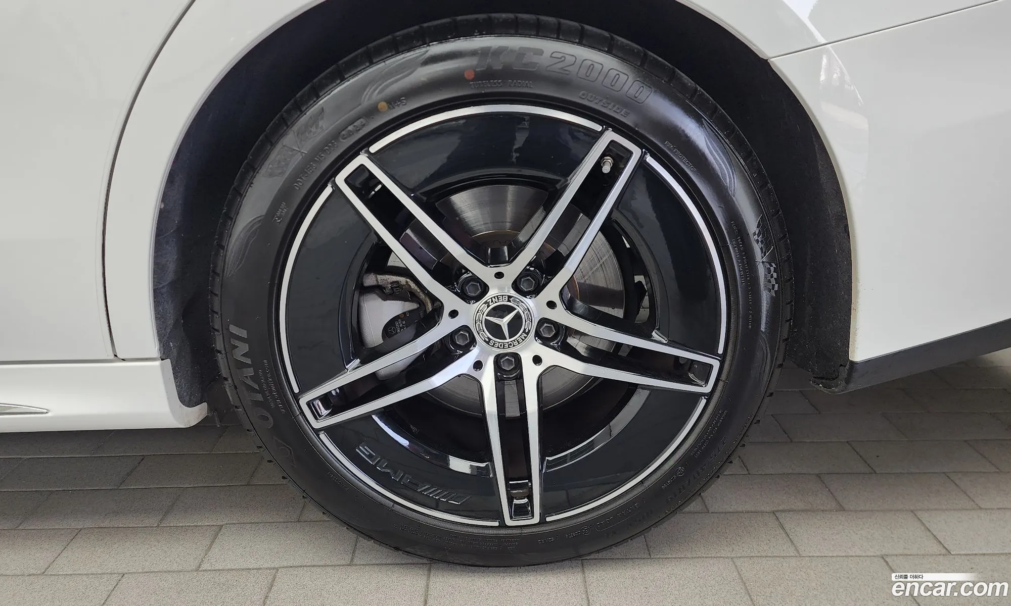 Mercedes-Benz E-Class W214 2024 — 6