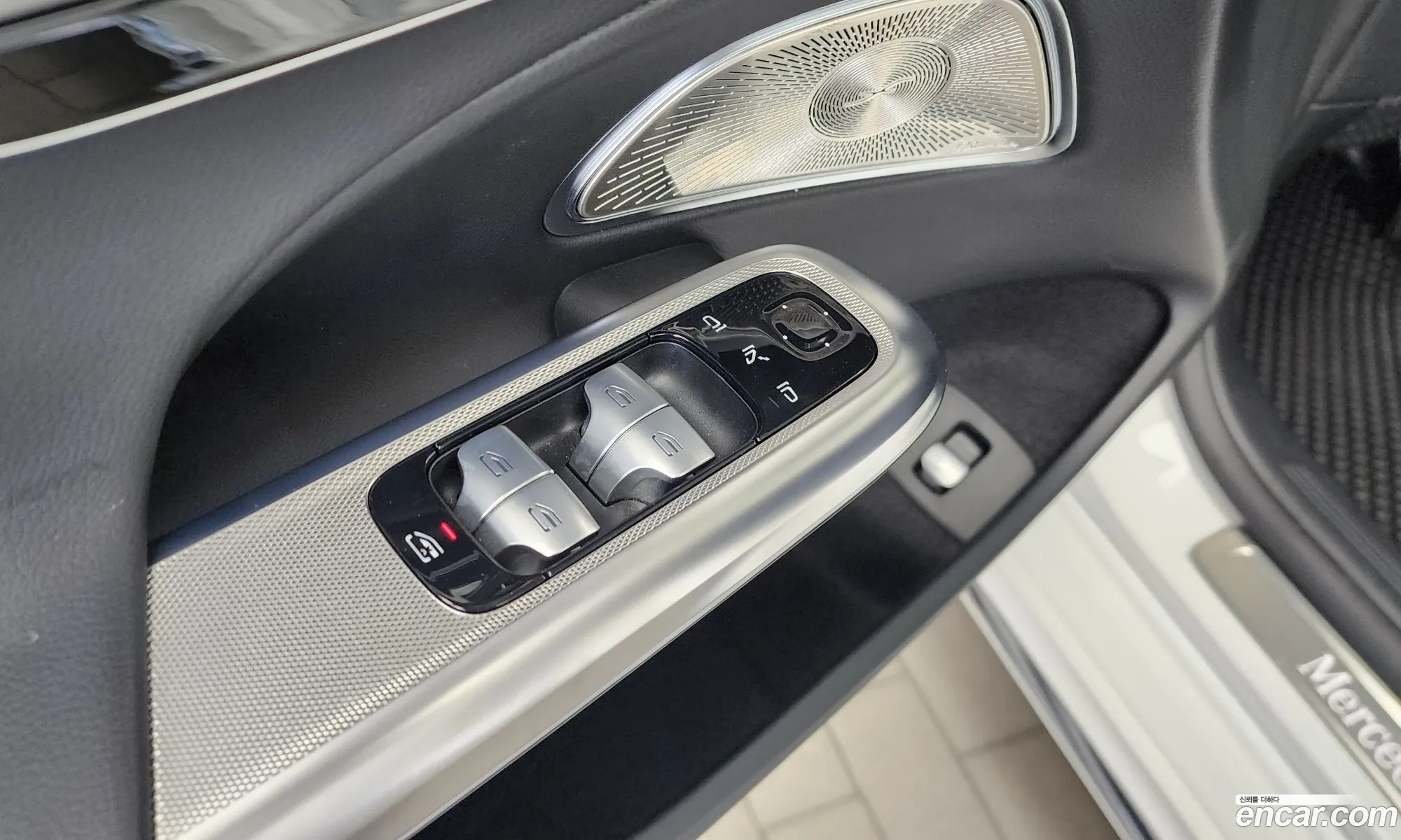 Mercedes-Benz E-Class W214 2024 — 25