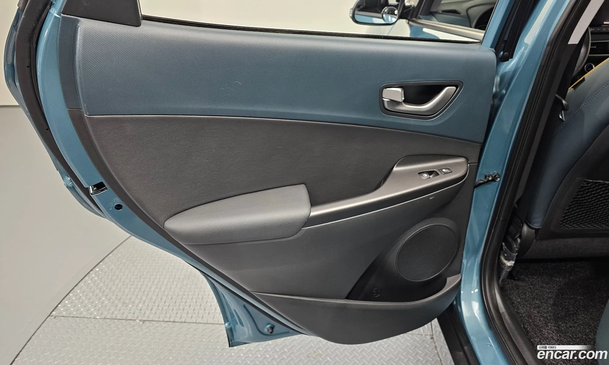 Hyundai Kona Hybrid 2020 — 12