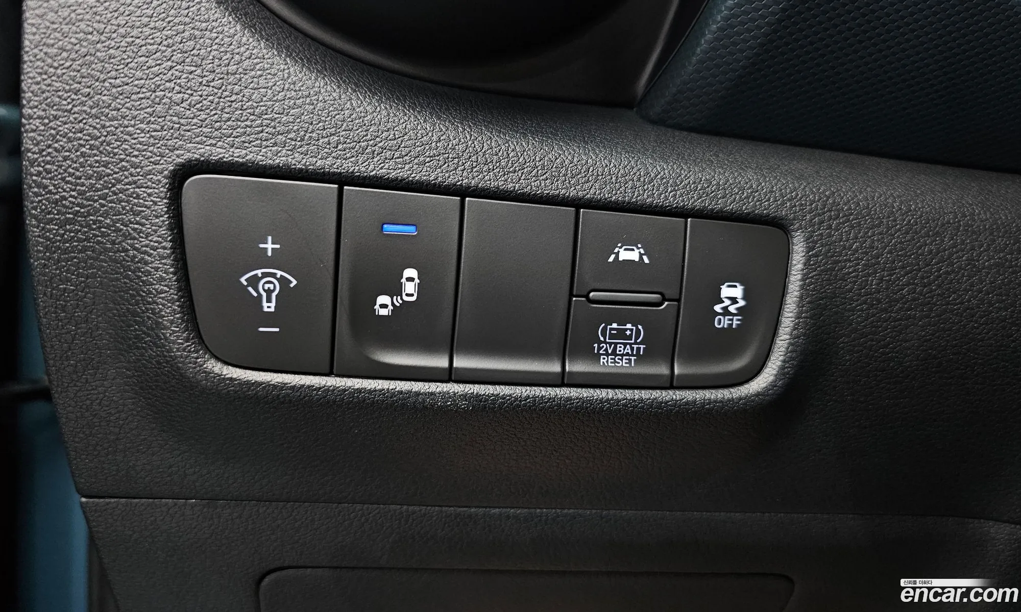 Hyundai Kona Hybrid 2020 — 30