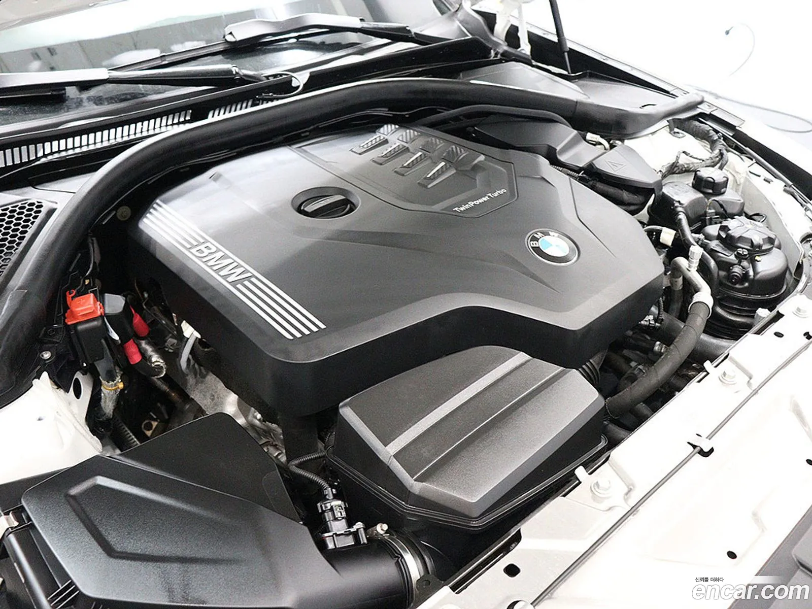 BMW 3 Series 2023 — 8