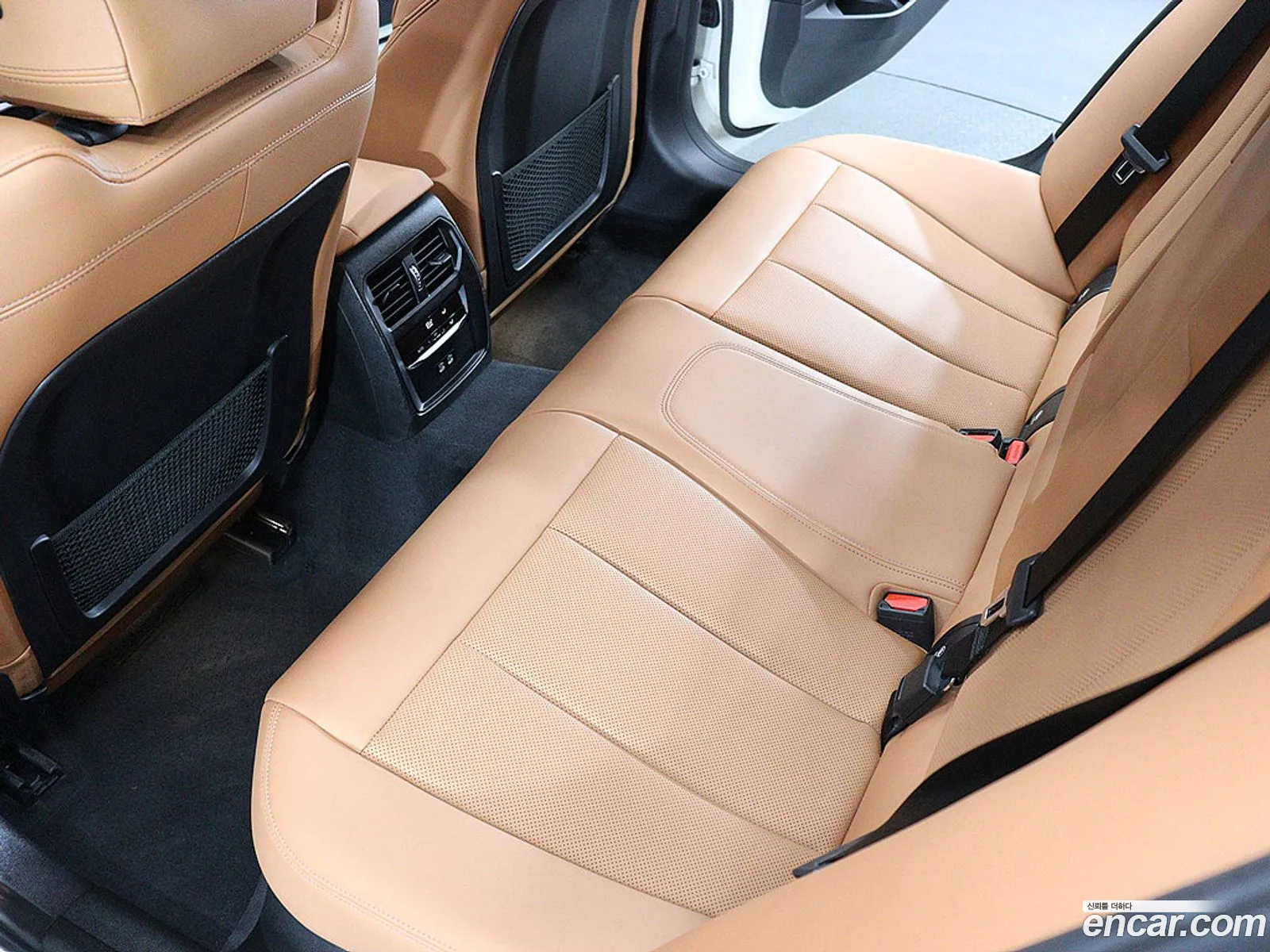BMW 3 Series 2023 — 11