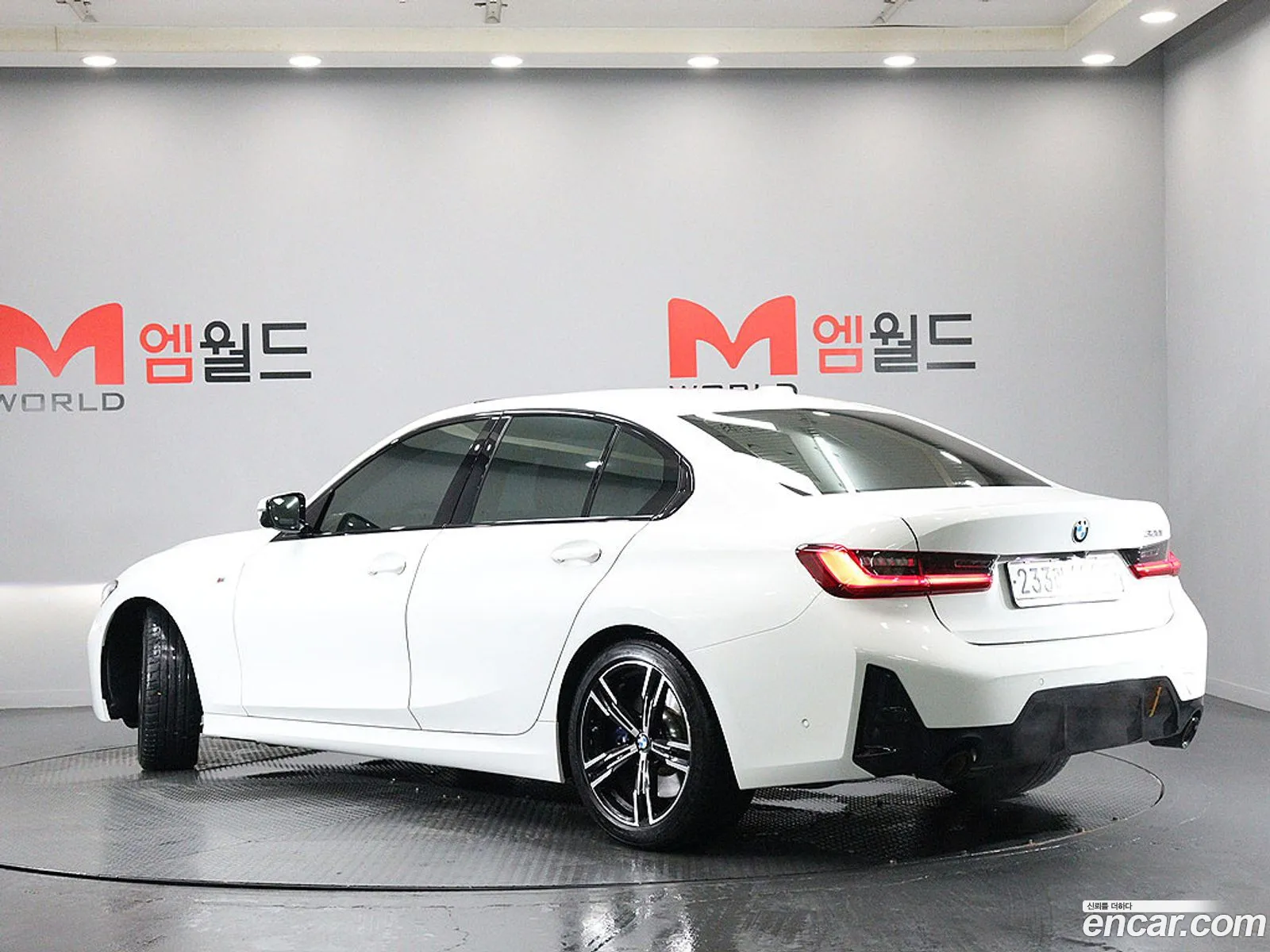 BMW 3 Series 2023 — 15