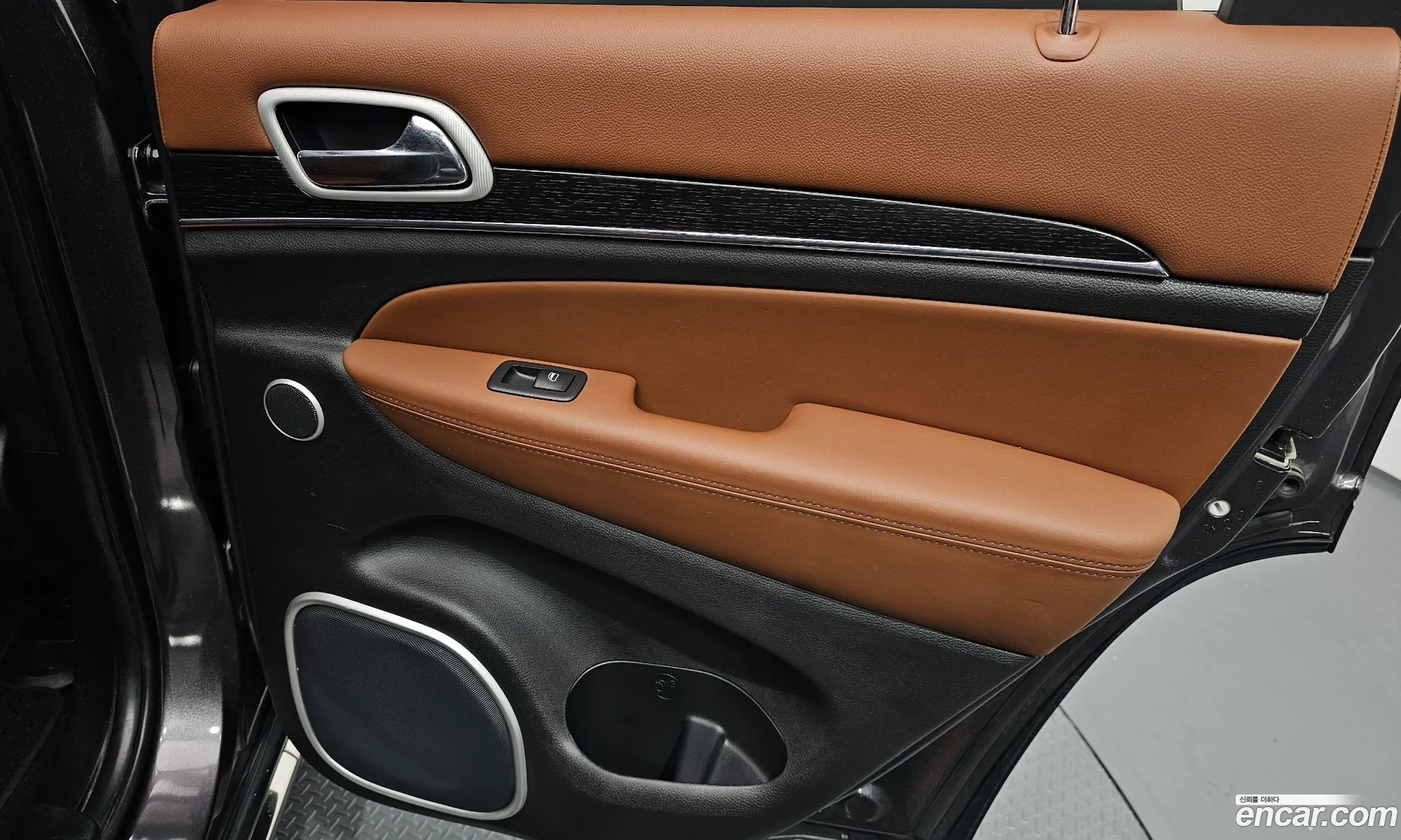 Jeep Grand Cherokee 2020 — 8