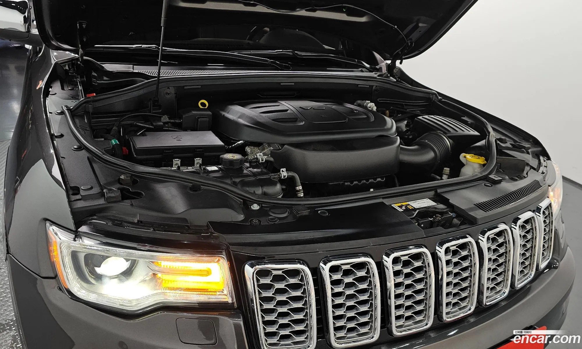 Jeep Grand Cherokee 2020 — 22