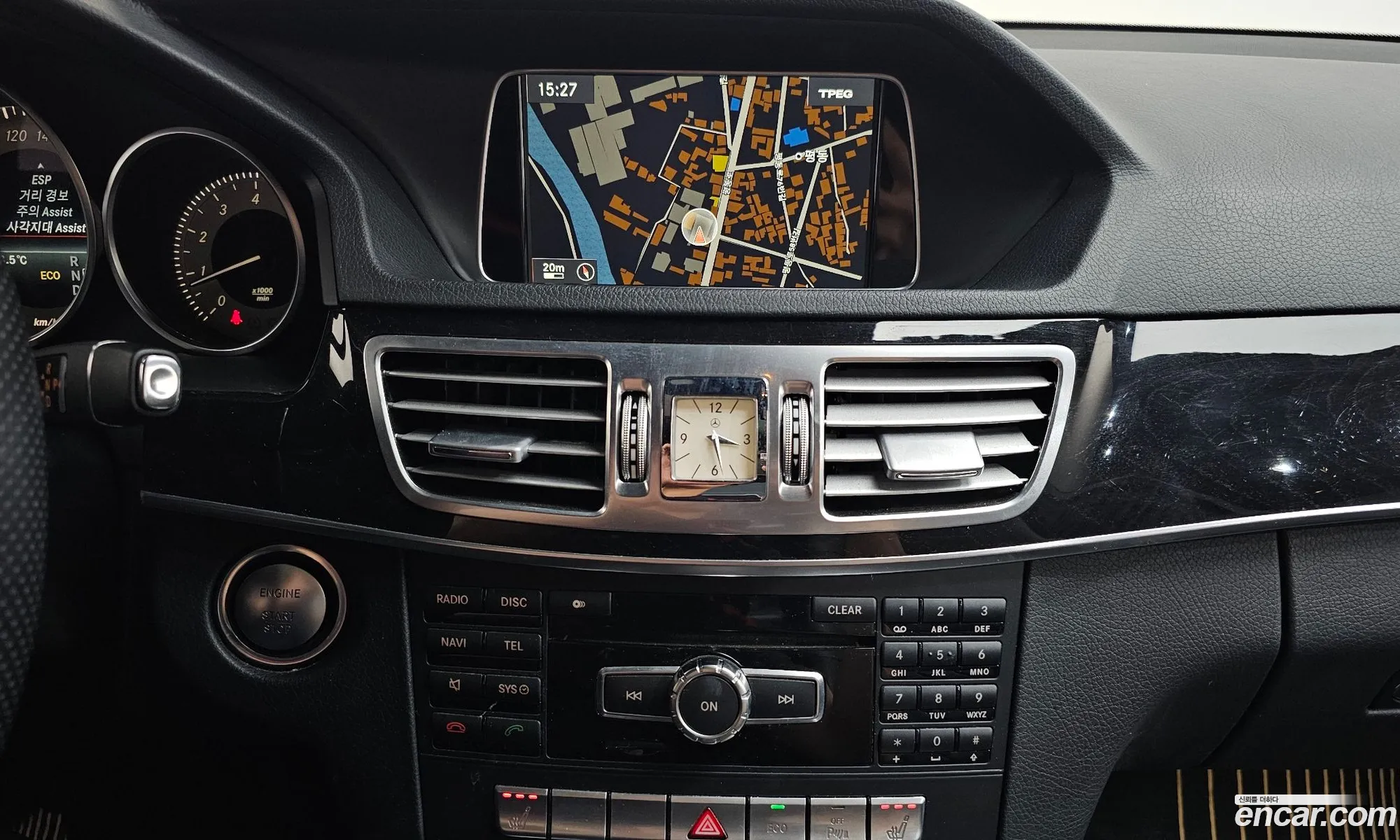 Mercedes-Benz E-Class W212 2014 WDDHF8BBXEB068371 — 19