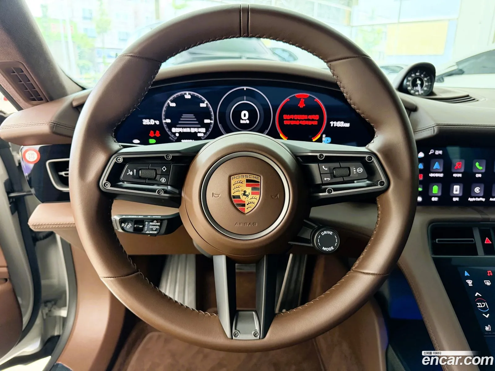 Porsche Taycan 2022 — 12