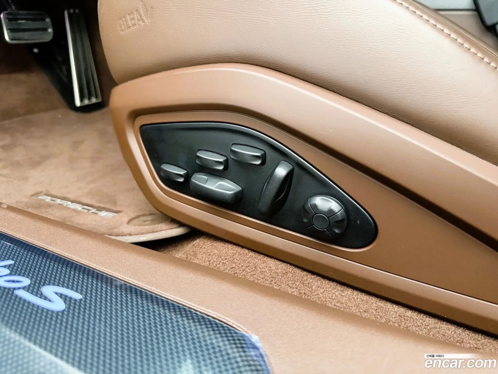 Porsche Taycan 2022 — 13
