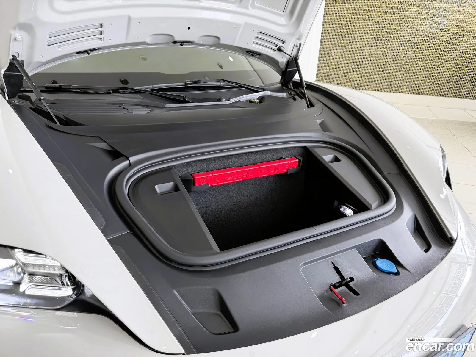 Porsche Taycan 2022 — 16