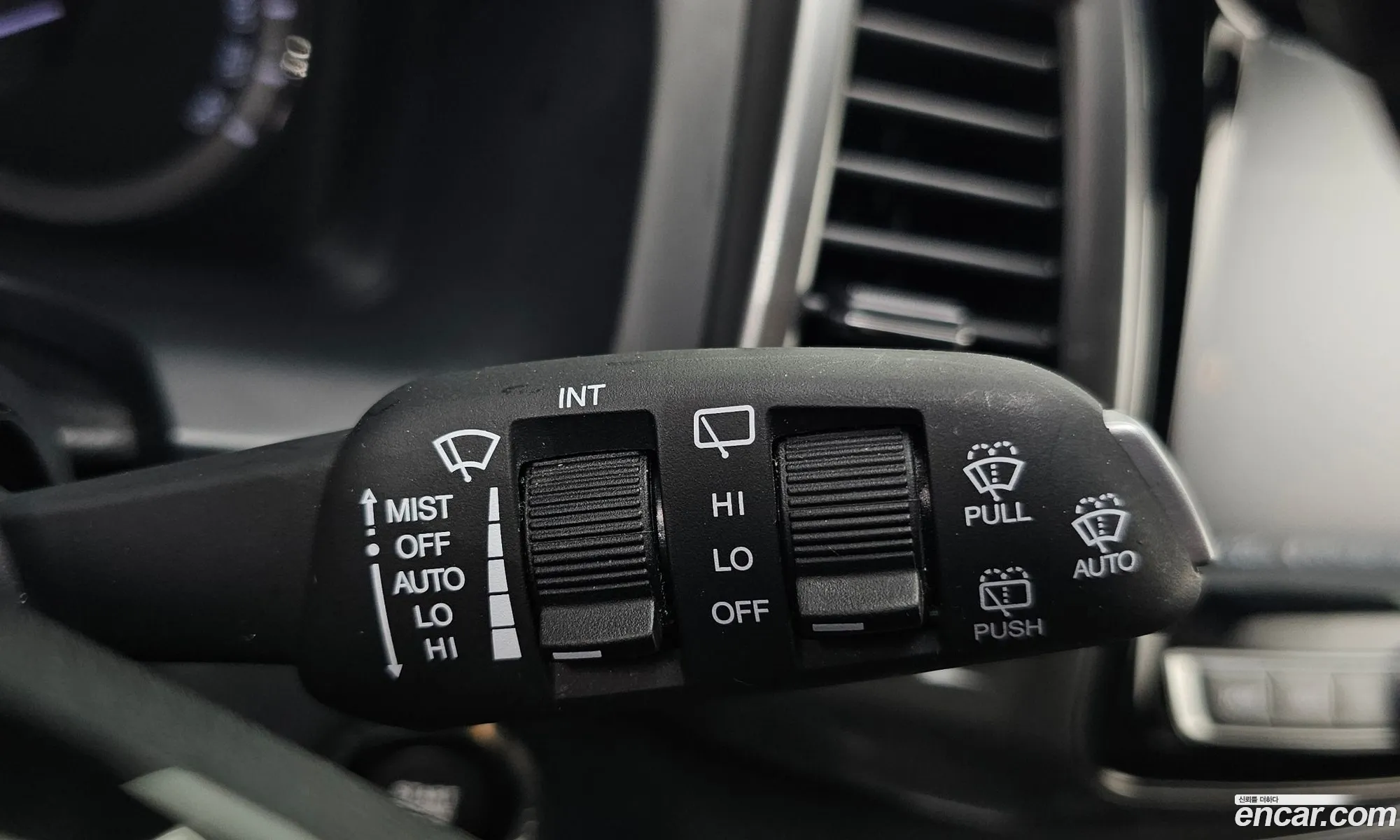 KG Mobility (SsangYong) G4 Rexton 2019 — 18