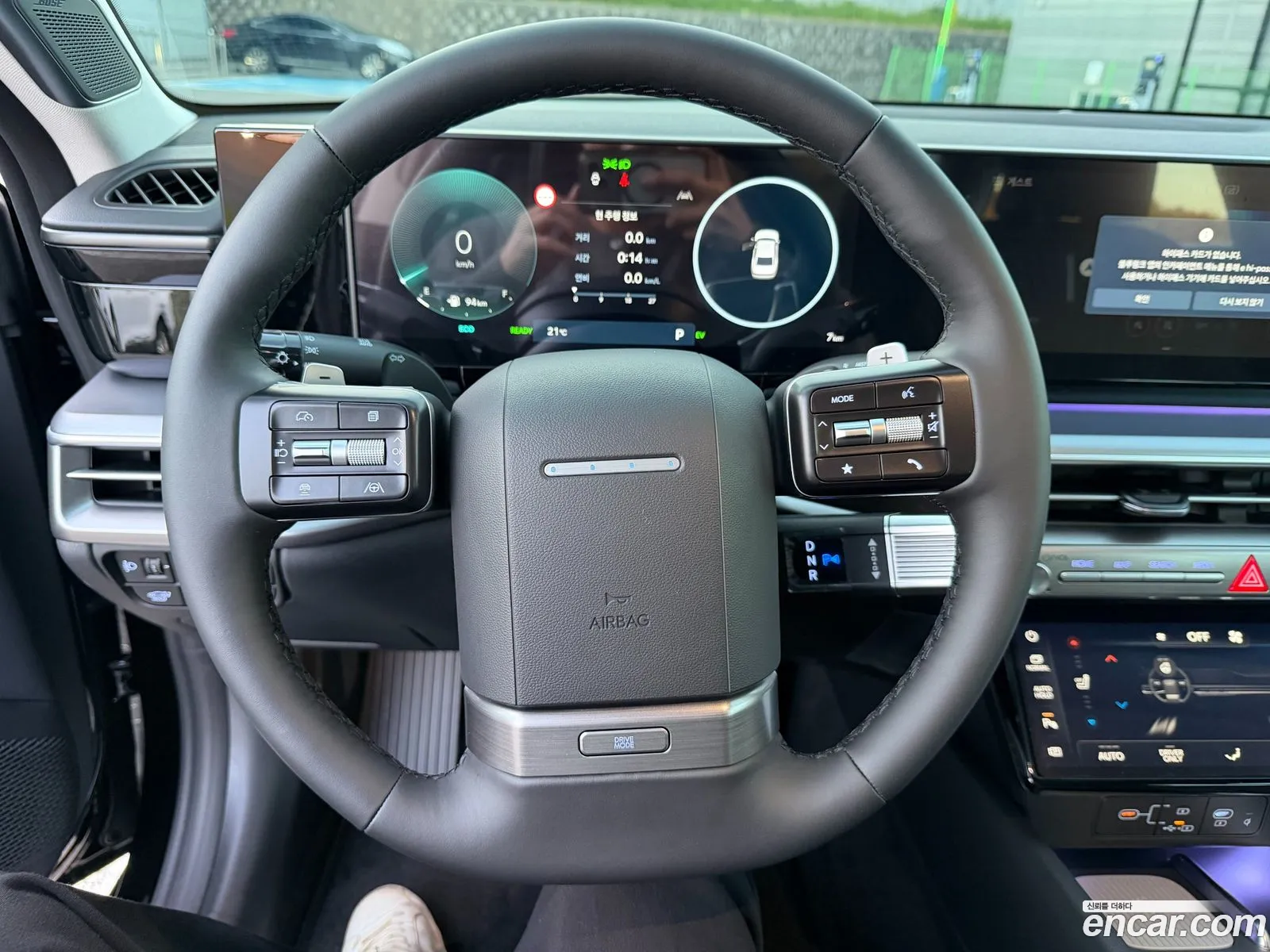 Hyundai Grandeur Hybrid 2026 — 8