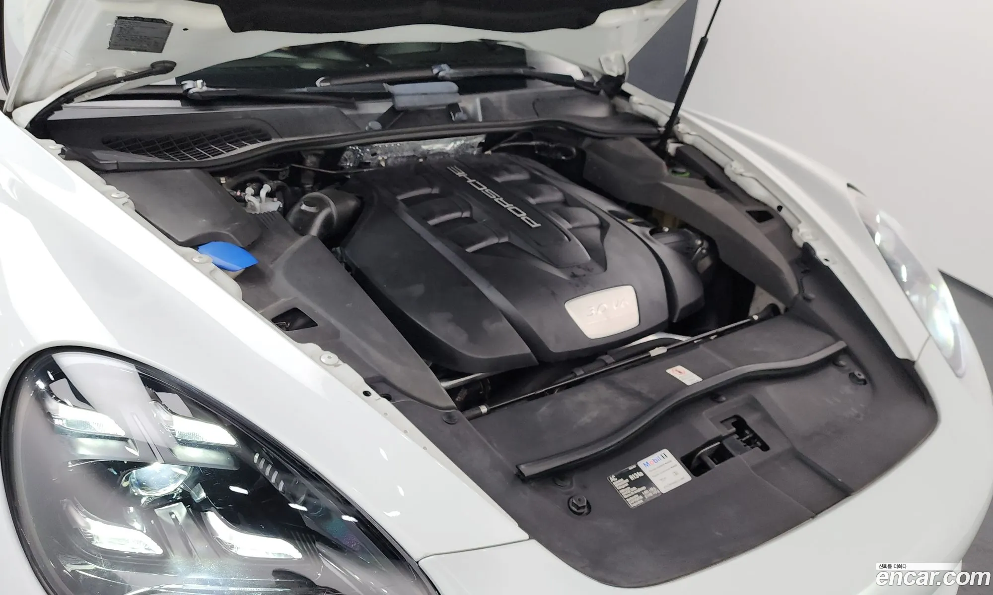 Porsche Cayenne 2014 WP1AF2929ELA49320 — 18
