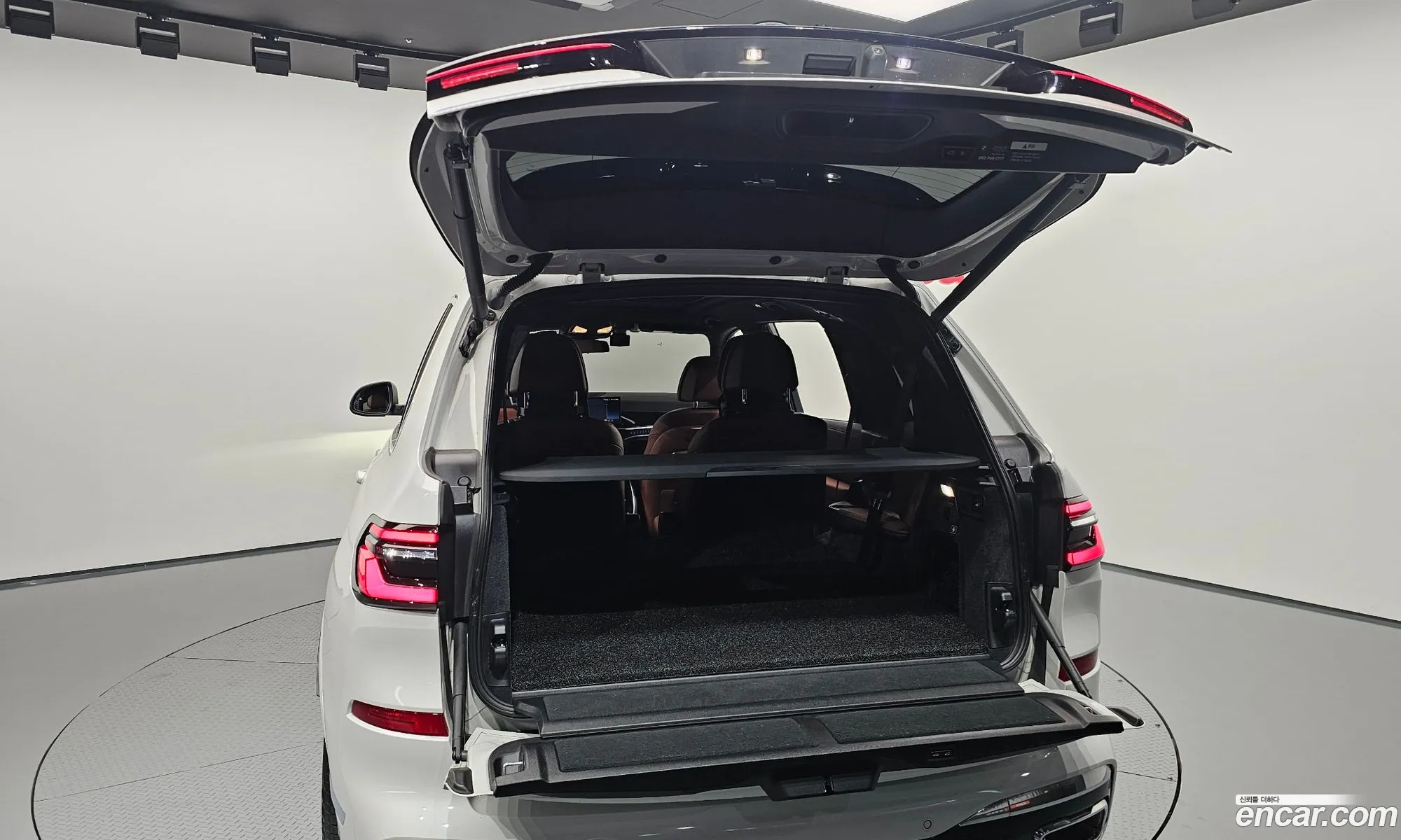 BMW X7 2023 — 30
