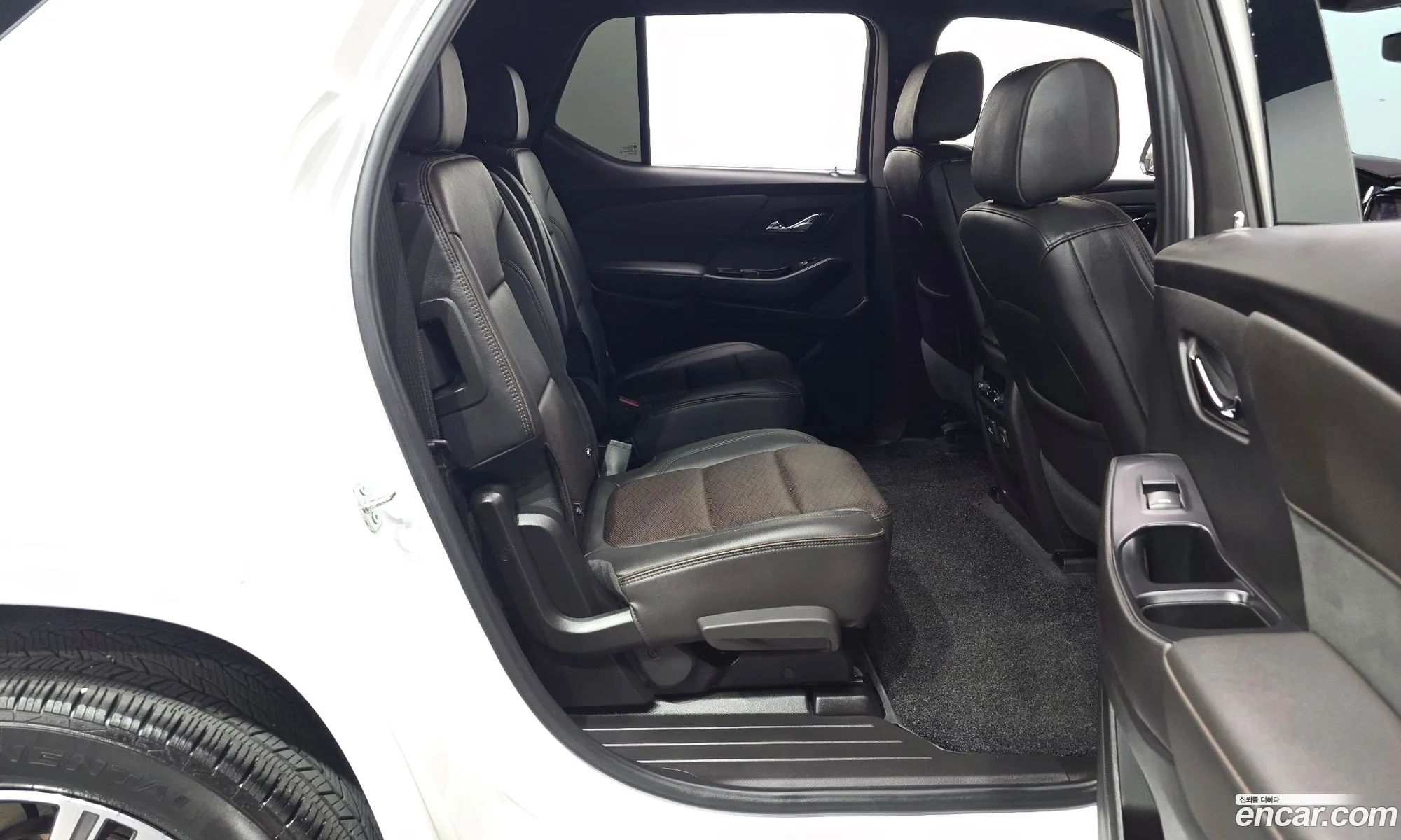 Chevrolet (GM Daewoo) Traverse 2022 — 4