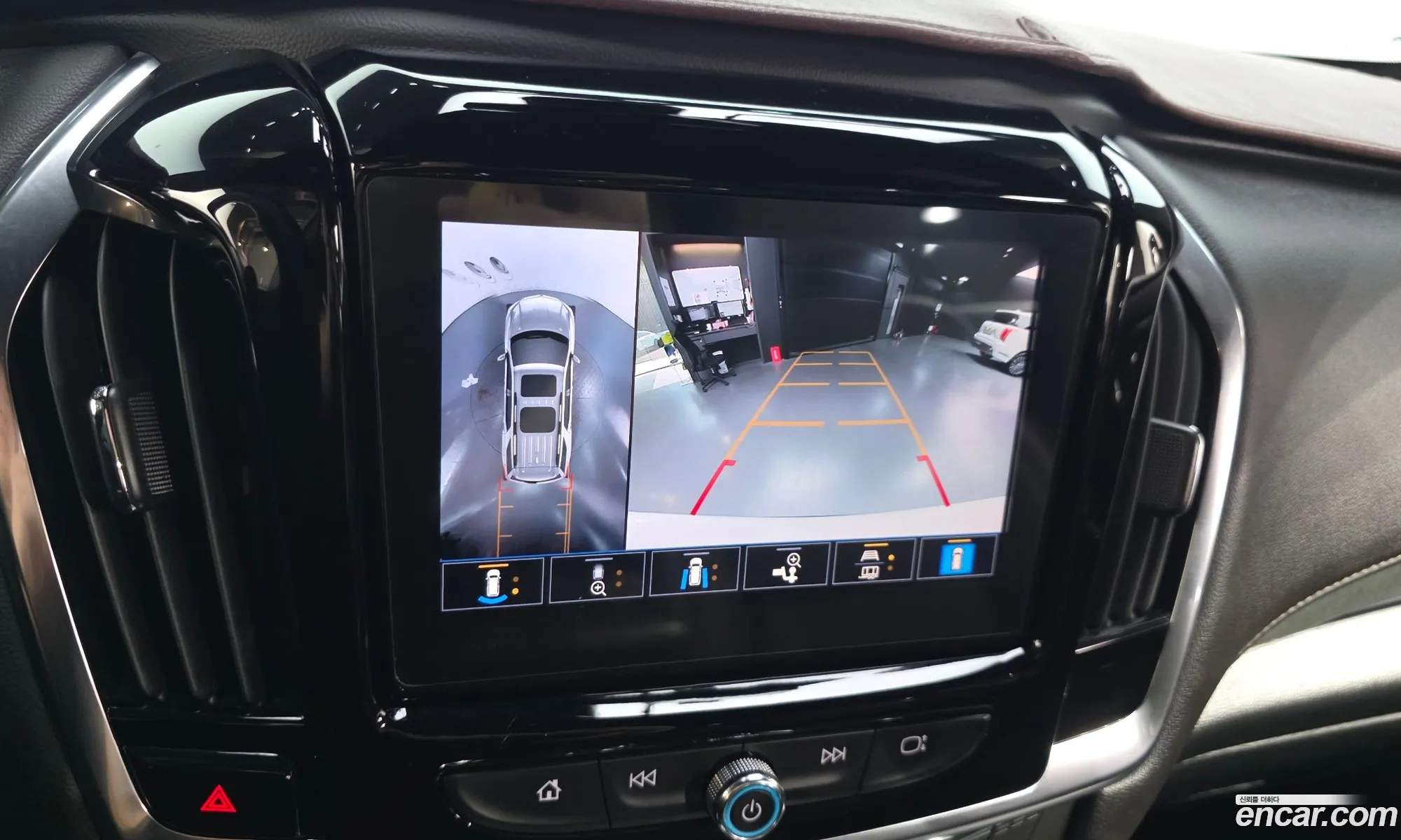 Chevrolet (GM Daewoo) Traverse 2022 — 10