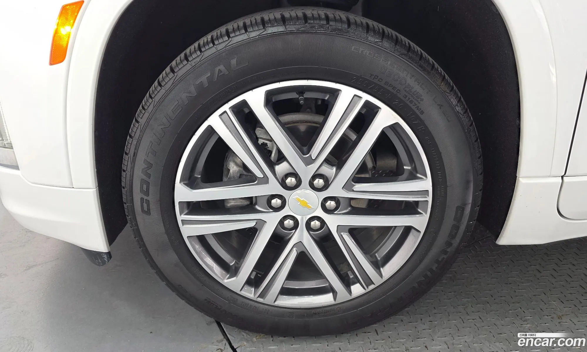 Chevrolet (GM Daewoo) Traverse 2022 — 11