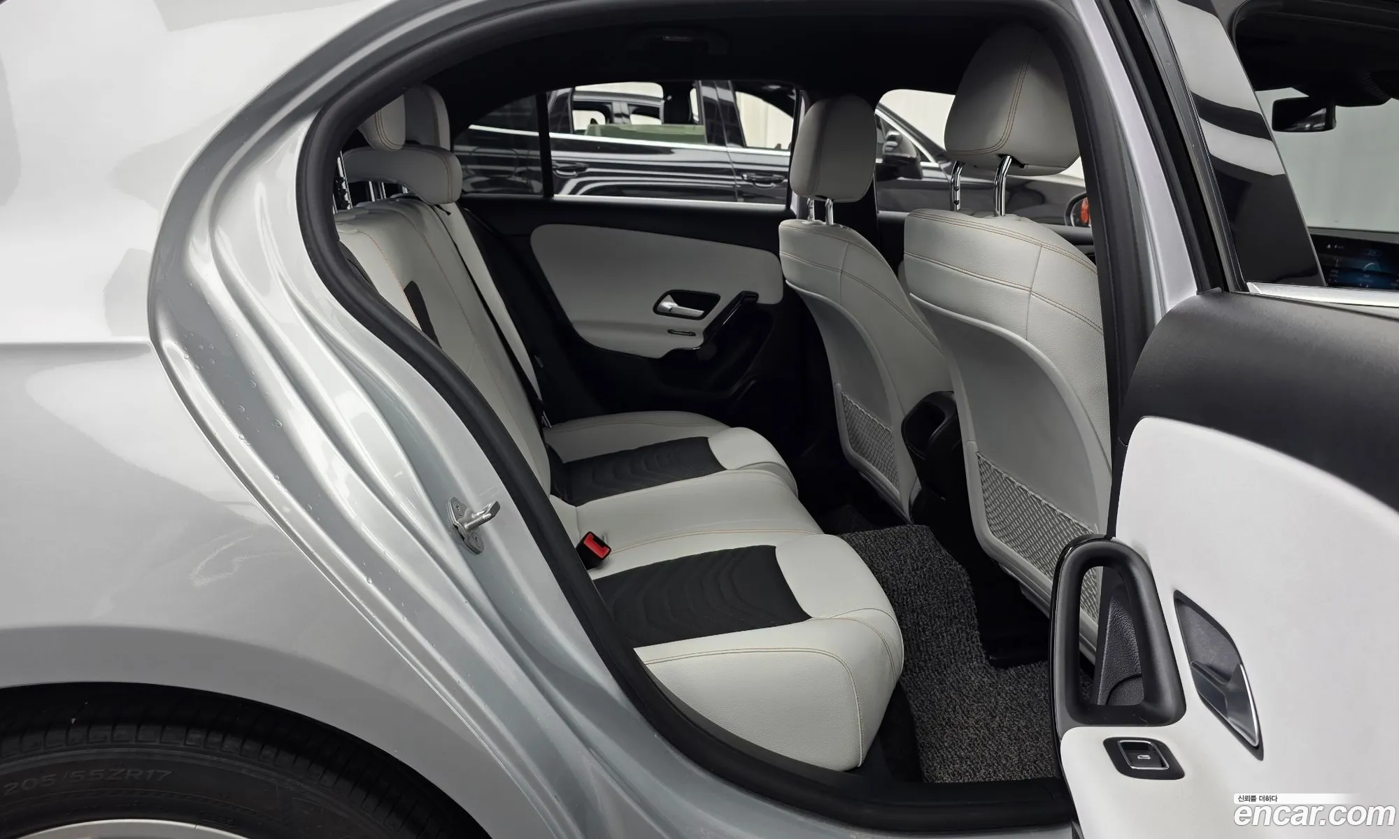 Mercedes-Benz A-Class W177 2019 — 18