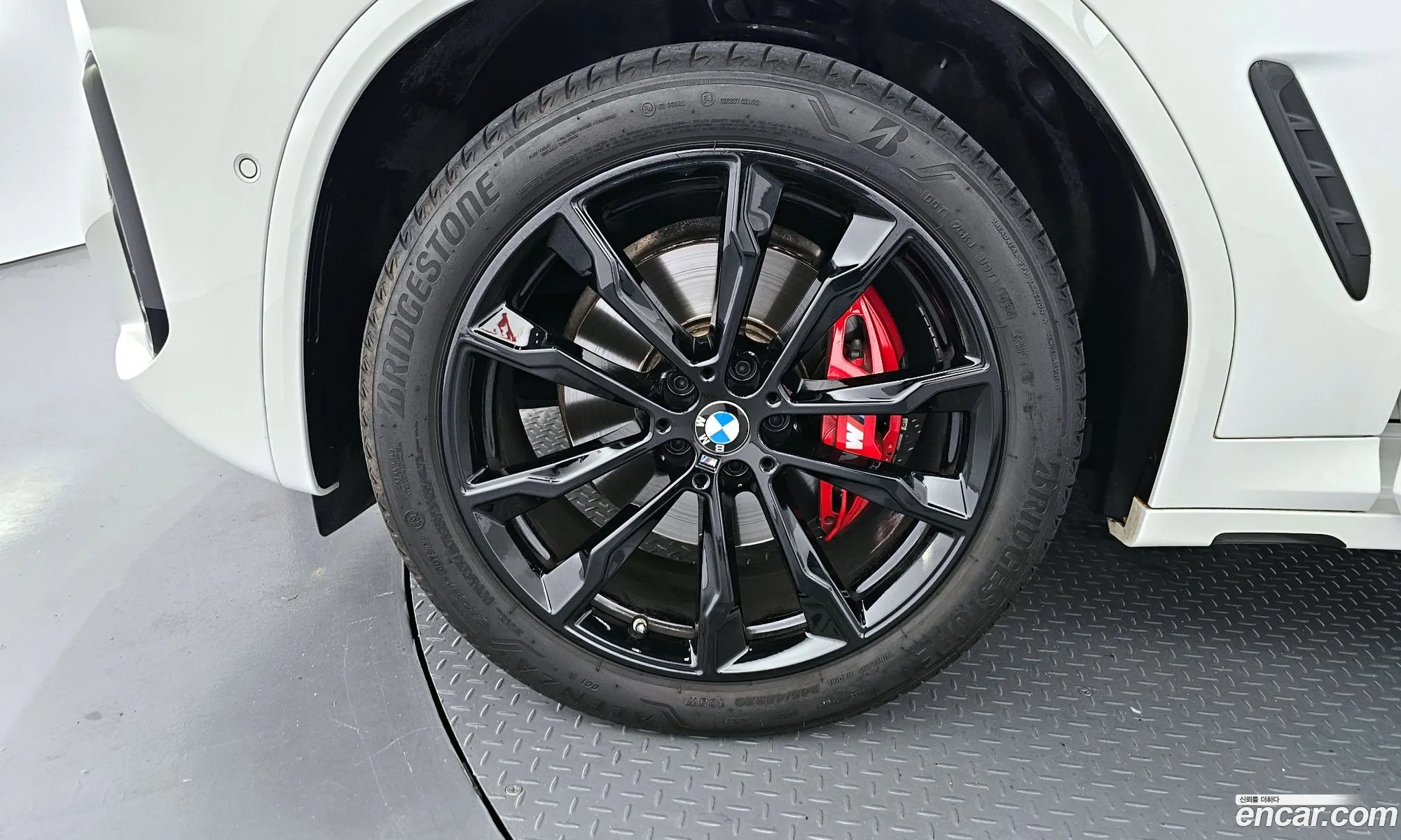 BMW X4 2025 WBA21DT03S9Z00119 — 13