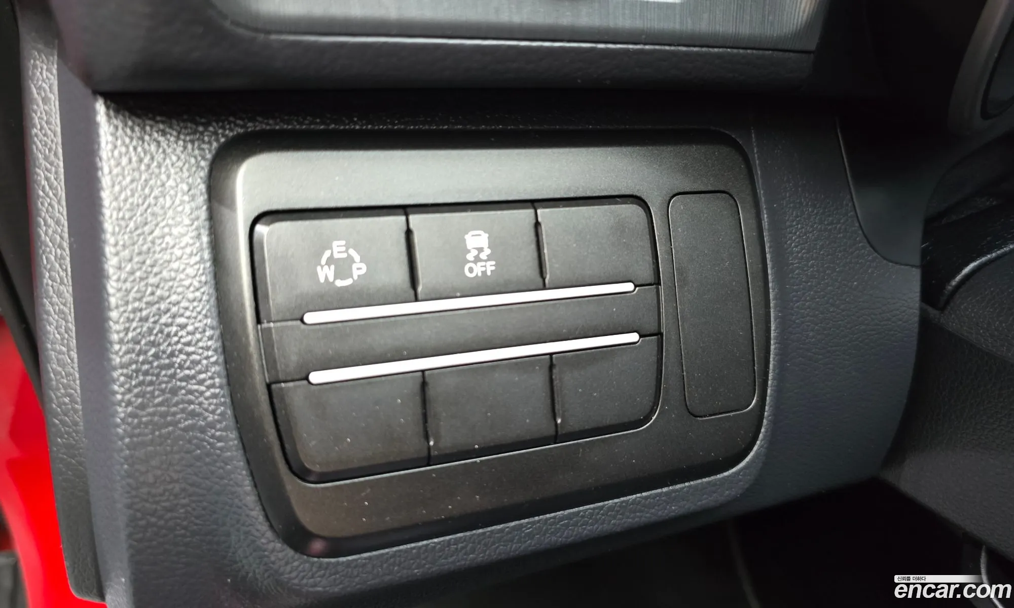 KG Mobility (SsangYong) Tivoli Armour 2018 — 15
