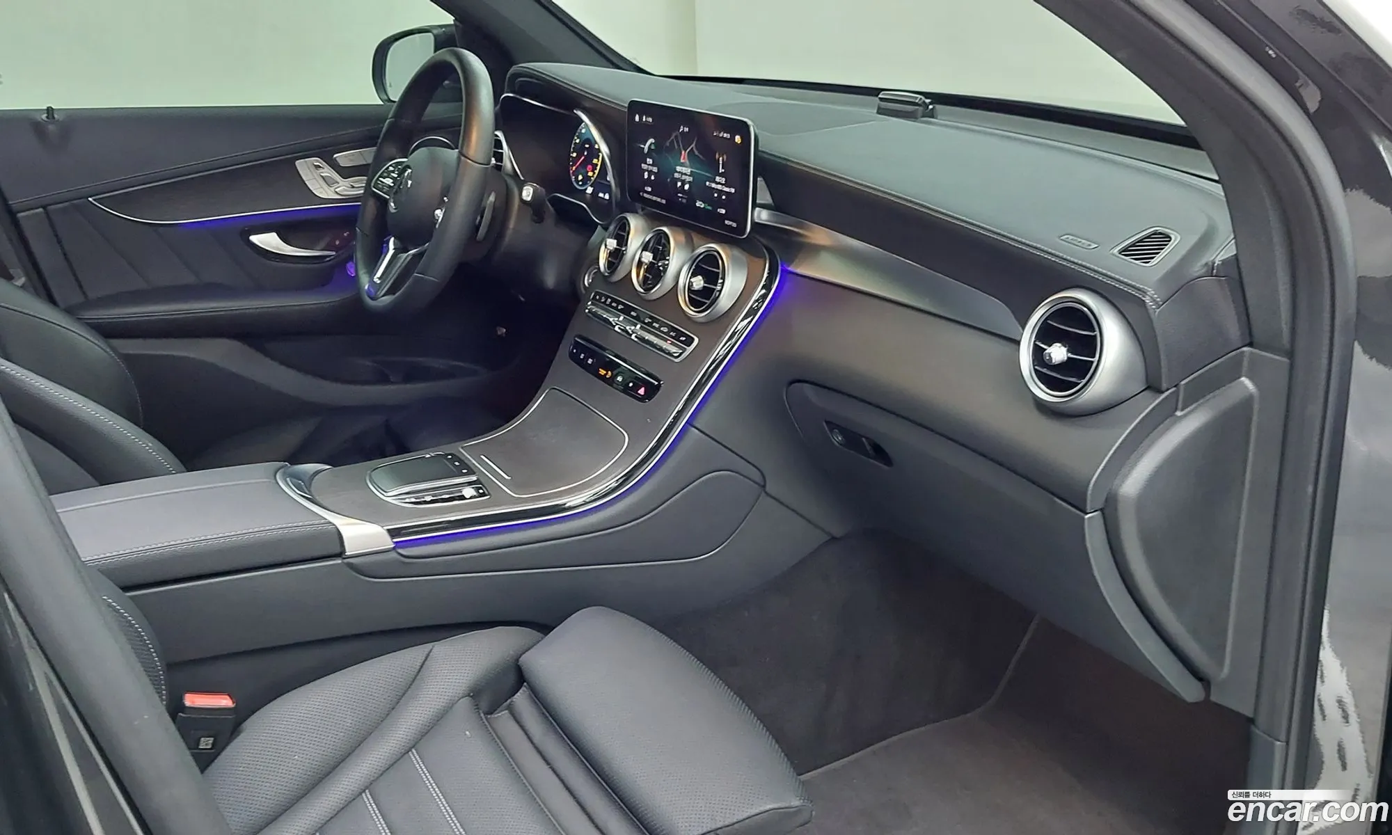 Mercedes-Benz GLC-Class X253 2023 — 16
