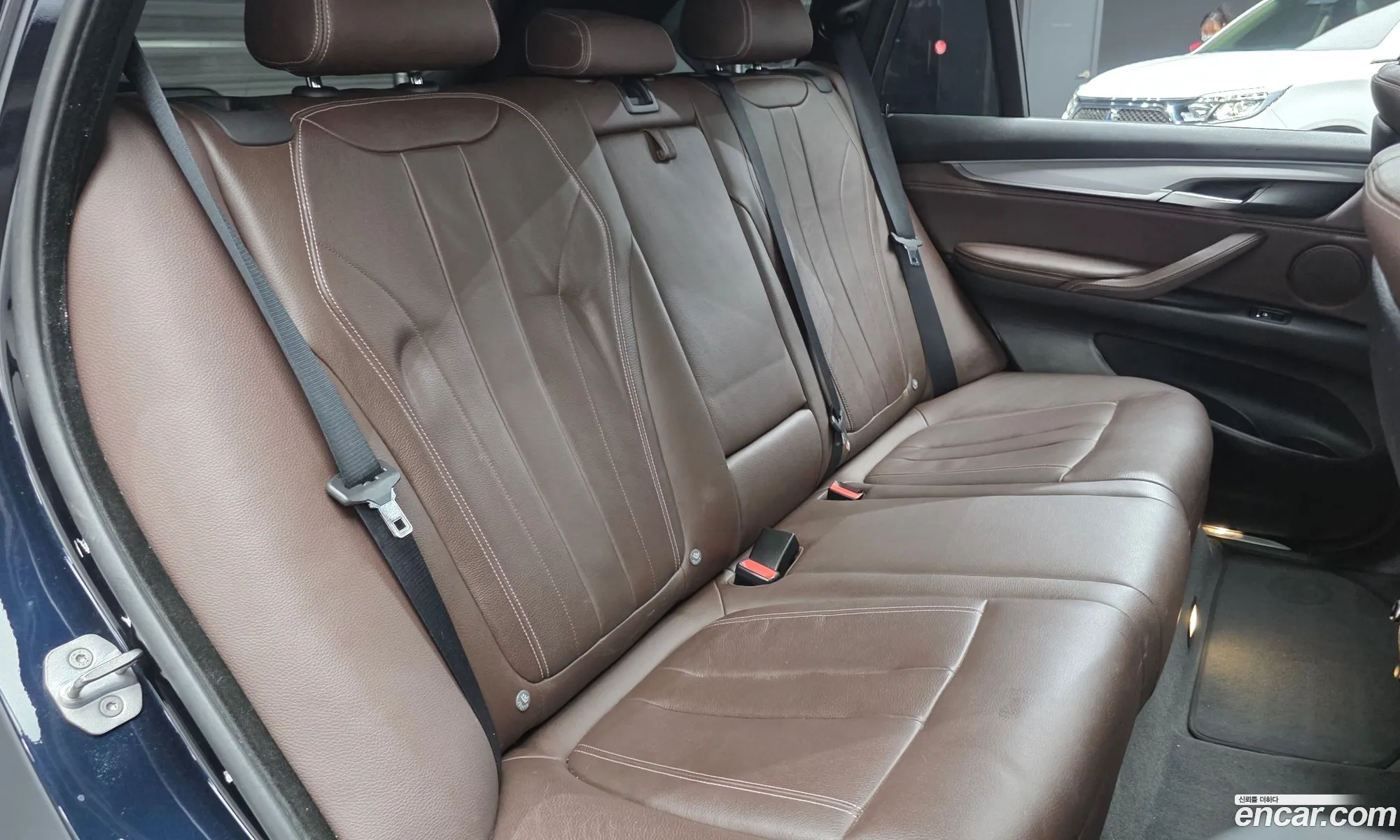 BMW X5 2018 WBAKS4100J0Y71701 — 19