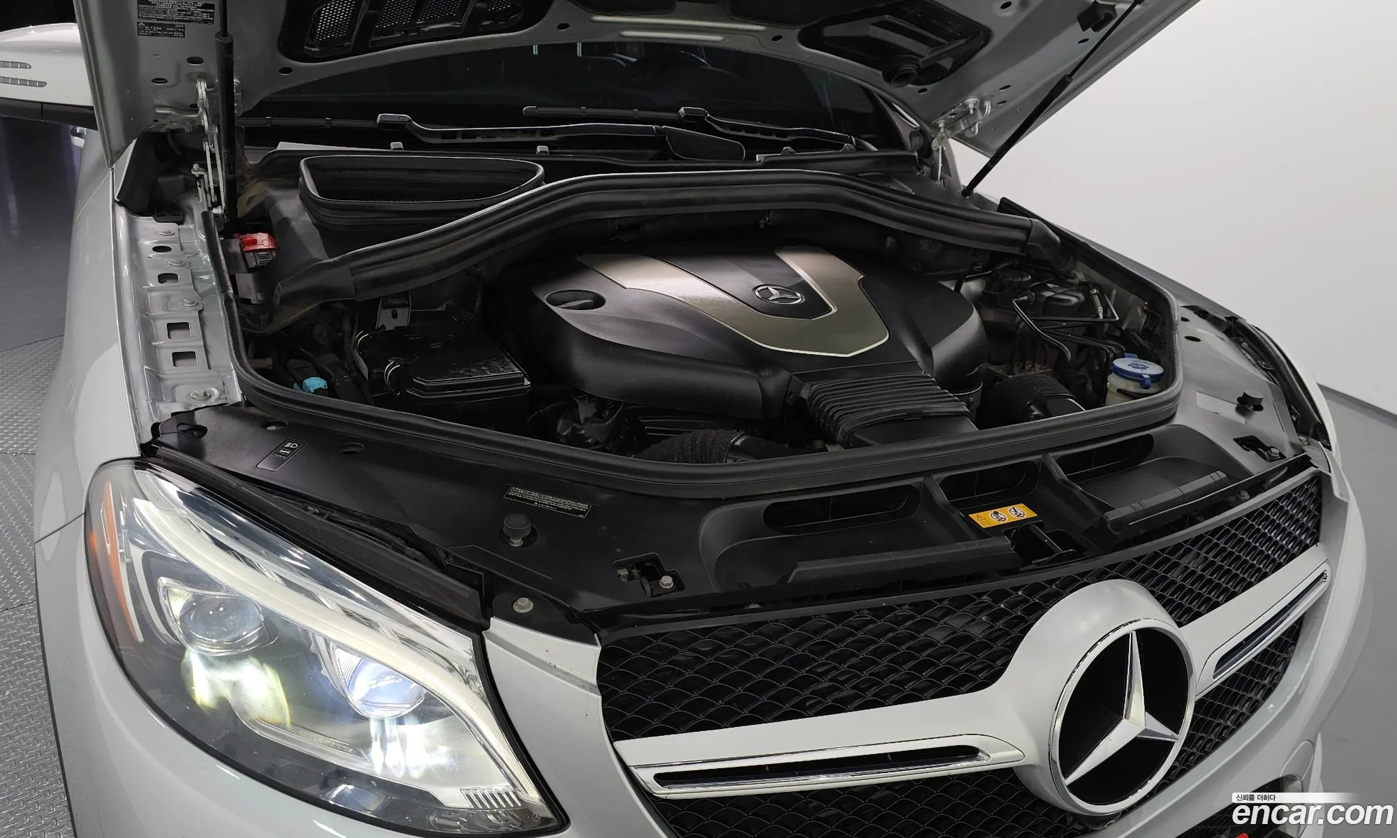 Mercedes-Benz GLE-Class W166 2018 — 13