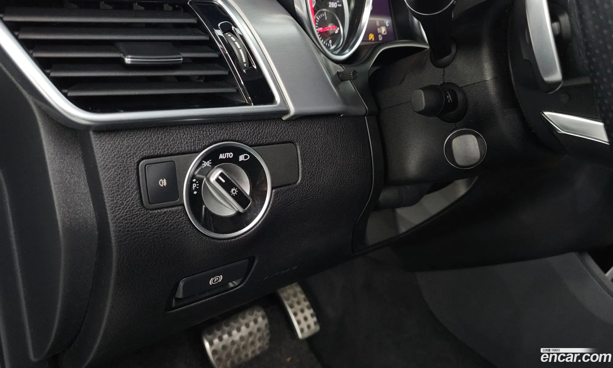 Mercedes-Benz GLE-Class W166 2018 — 12